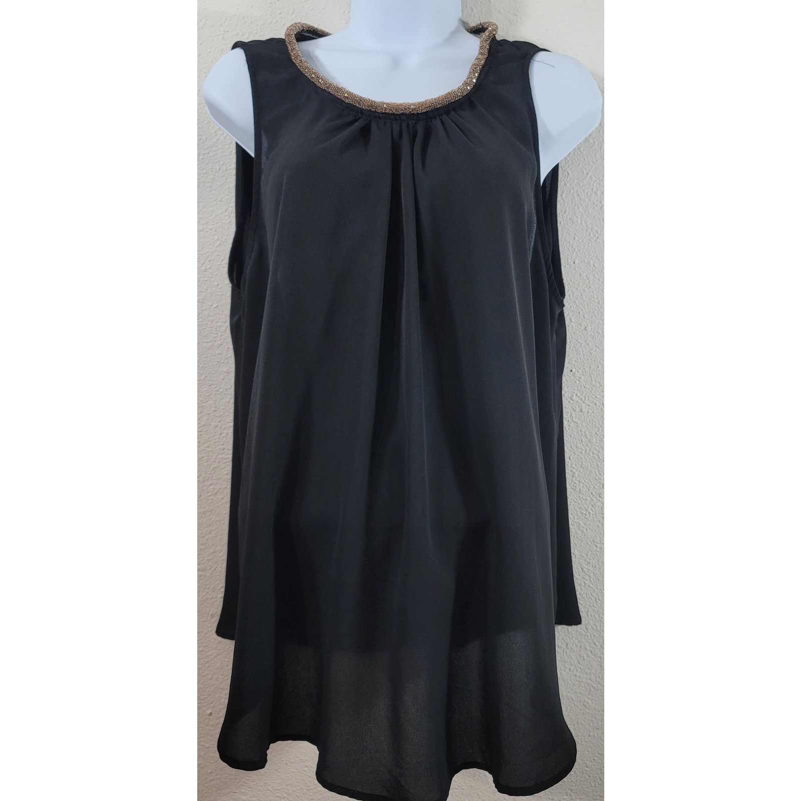 Other HAE Black Halter Beaded Round Neckline 1X Lightweight Flowy Size XL / US 12-14 / IT 48-50 - 1 Thumbnail