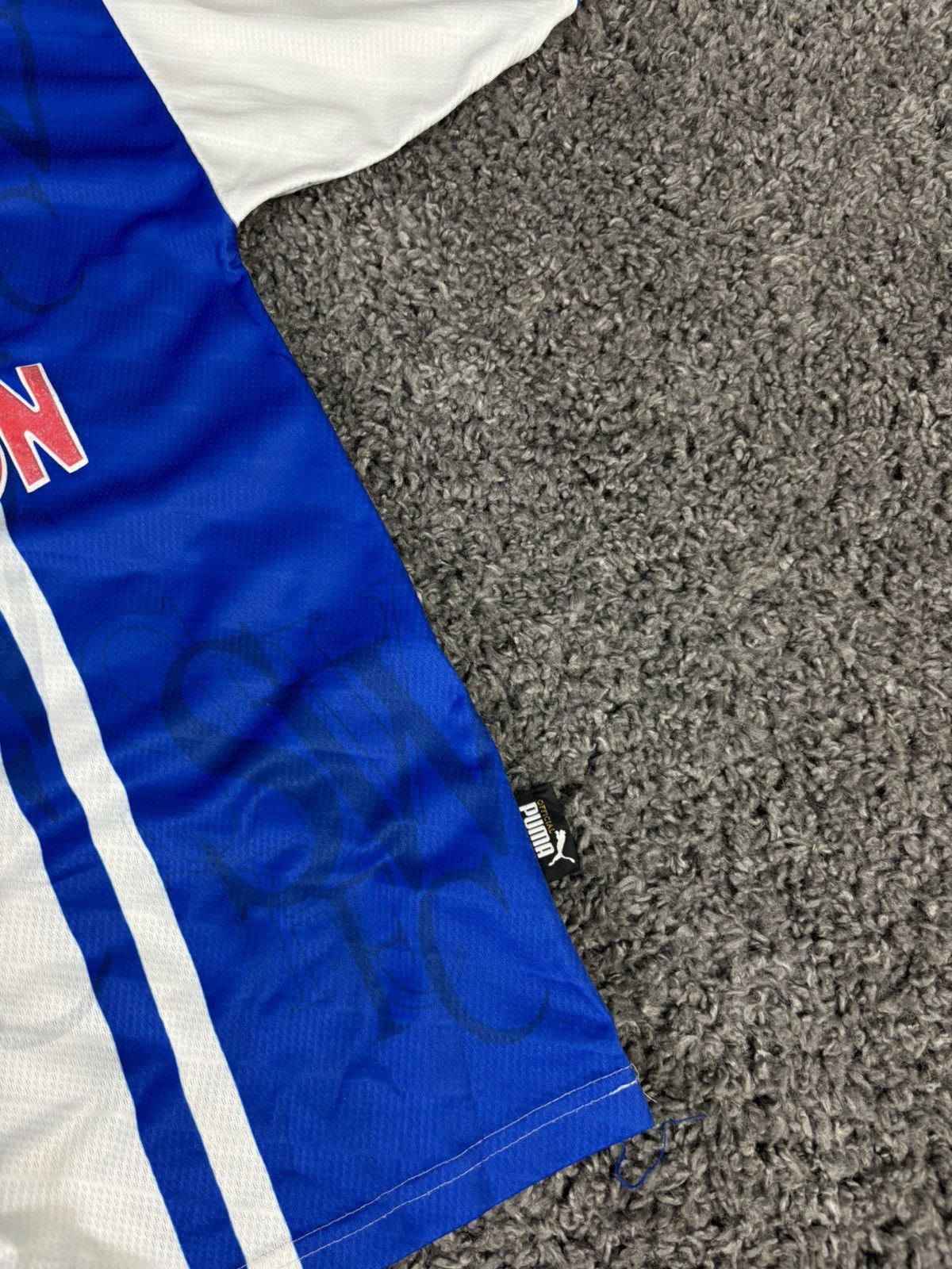 Puma × Vintage Vintage Puma Sheffield Wednesday FC 1995/97 football shirt Size US L / EU 52-54 / 3 - 5 Thumbnail