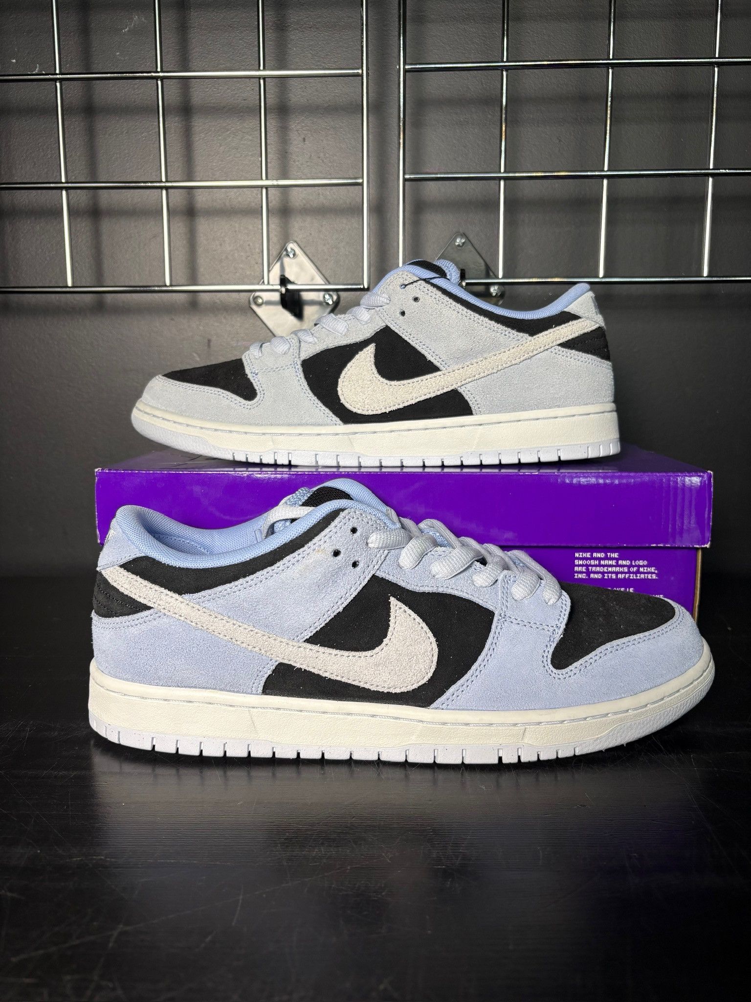 Nike Nike SB Dunk Low "Black Aluminum" - Size 11.5 Size US 11.5 / EU 44-45 - 1 Thumbnail