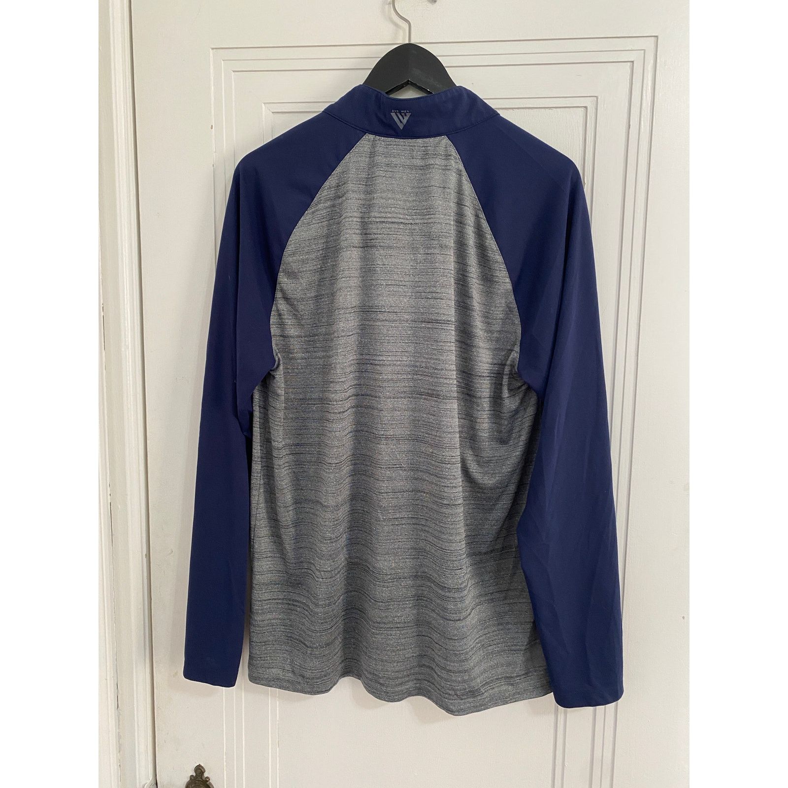 NHL Winnipeg Jets Gray and Blue 1/4-Zip Size Large Size US L / EU 52-54 / 3 - 5 Thumbnail
