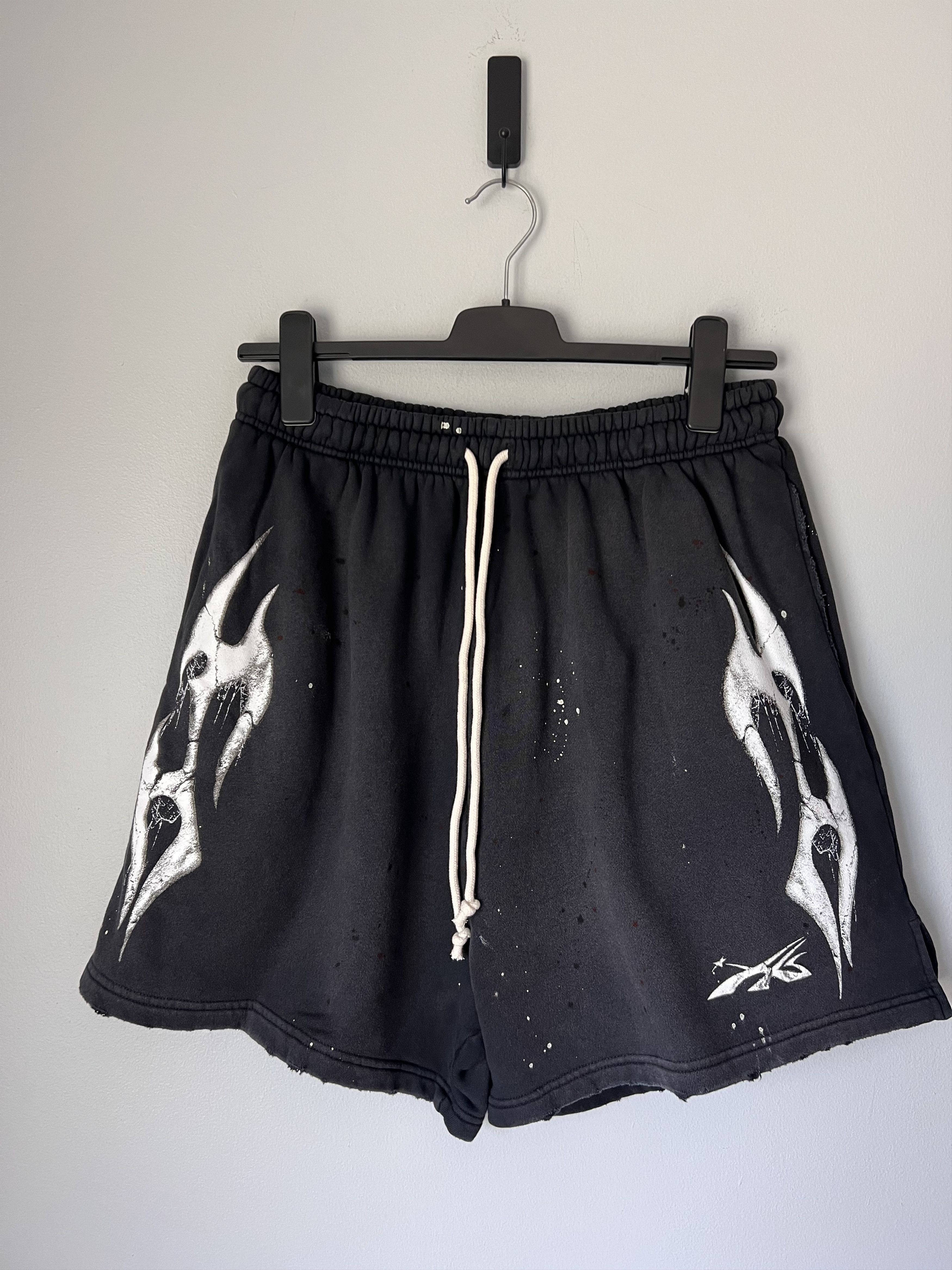 HELLSTAR Hellstar Spiderweb Sport Logo Shorts in Black Size US 36 / EU 52 - 1 Thumbnail