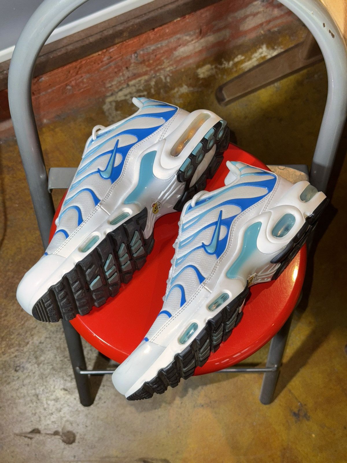 Nike Nike Air Max Plus TN White Polarised Blue Shoes Size US 9 / EU 42 - 3 Thumbnail