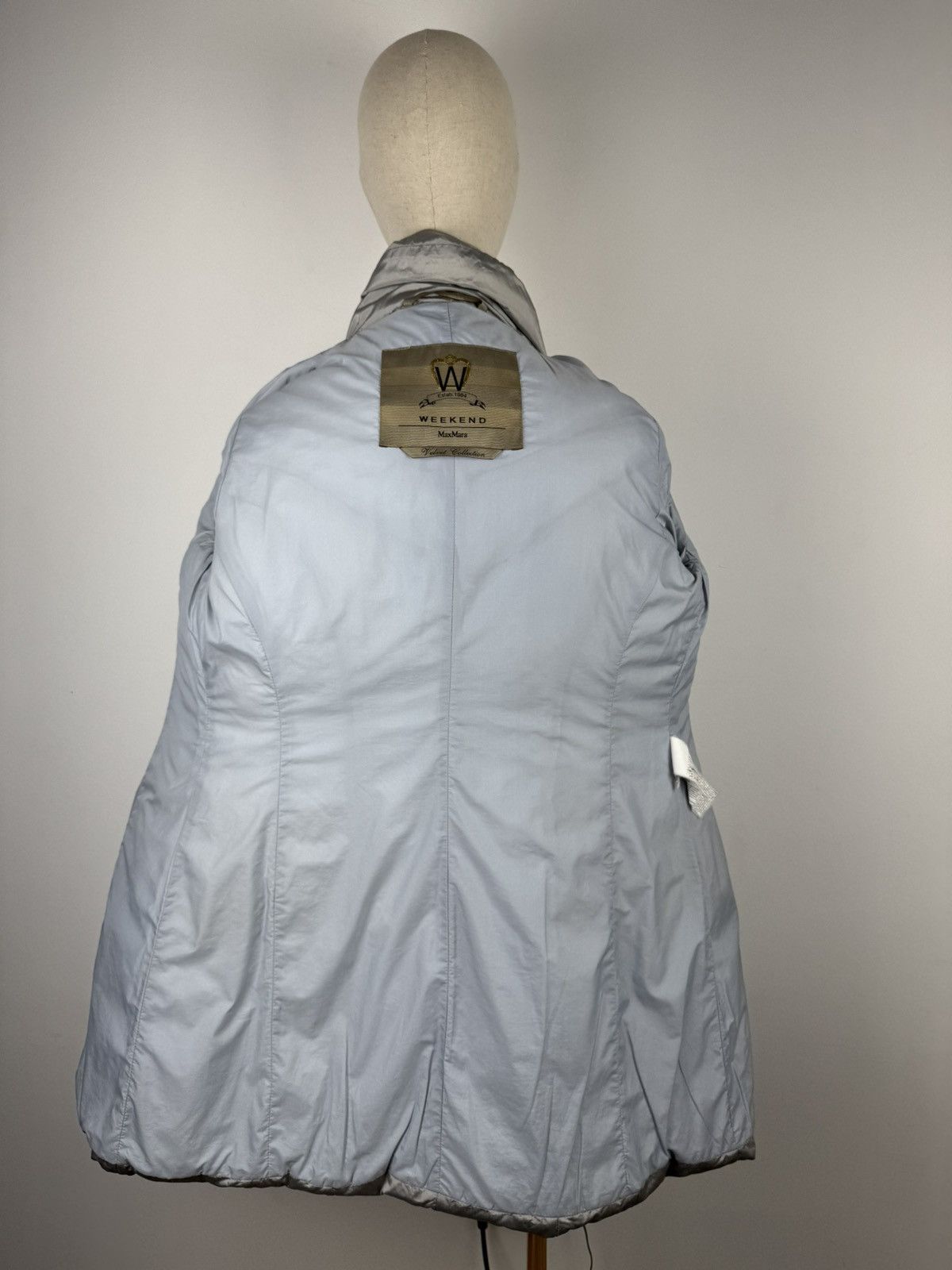 Weekend Max Mara Weekend Max Mara Long Silver Winter Jacket Size USA 10 Size L / US 10 / IT 46 - 5 Thumbnail