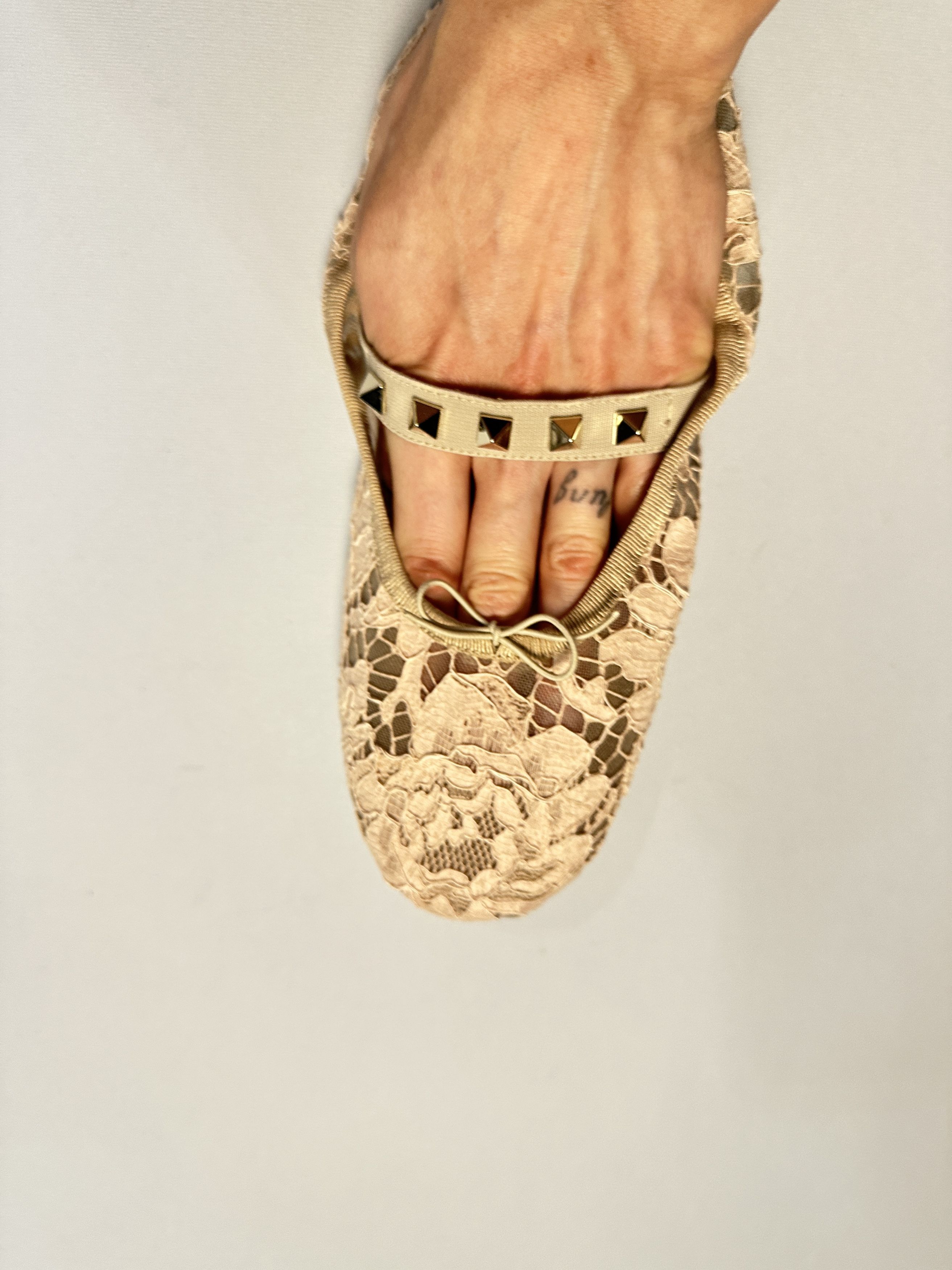 Valentino Valentino Pink Lace Rock Stud Ballet Flat Shoes Size US 9 / IT 39 - 18 Thumbnail
