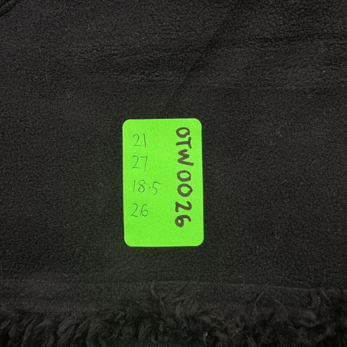 If Six Was Nine 💥Uniqlo Black Matted Fleece Nice Design Hooded Jacket Size US XL / EU 56 / 4 - 7 Thumbnail