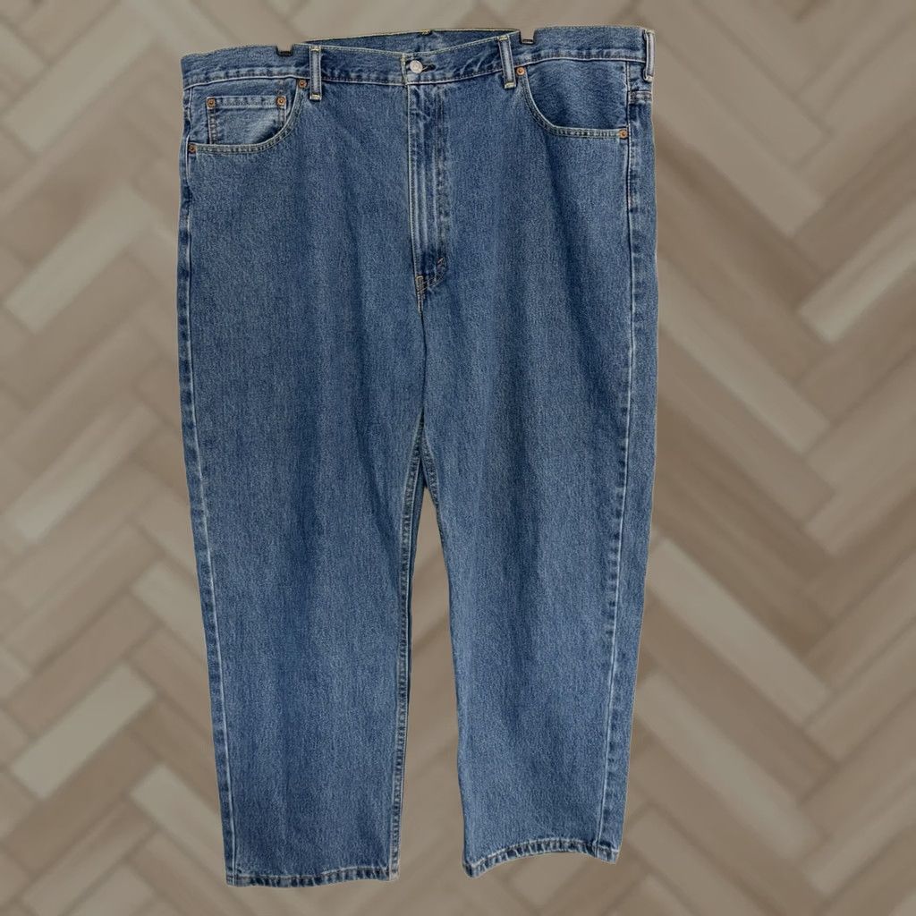 Levi's Levi's 550 Jeans Mens Relaxed Fit Denim size 46x30 Blue 5-Pocket Straight Zip Belt Loops Medium Wash Modern American Regular Size US 30 / EU 46 - 1 Thumbnail