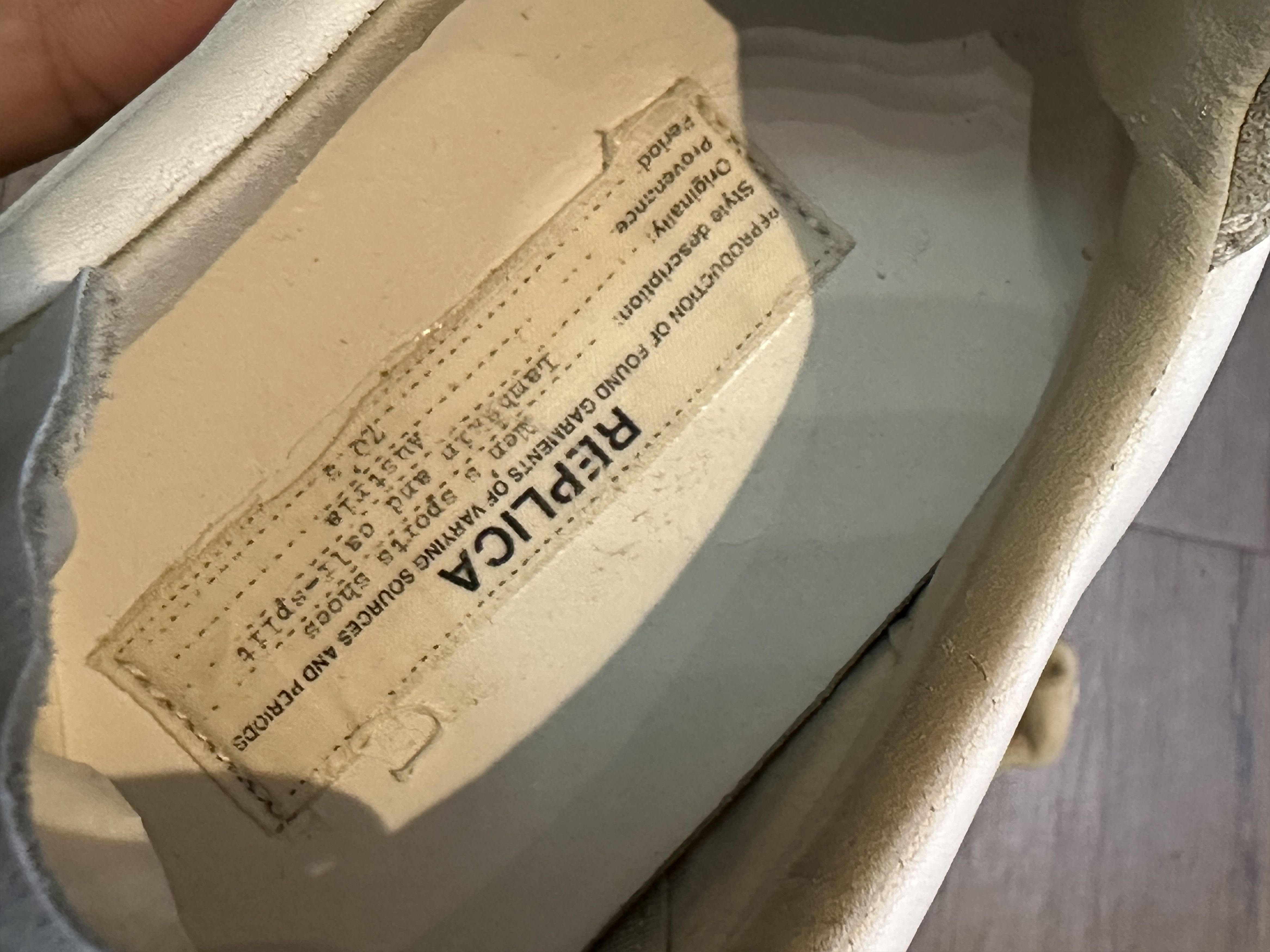 Maison Margiela Maison Margiela Replica Low Sneaker Size US 10.5 / EU 43-44 - 11 Thumbnail