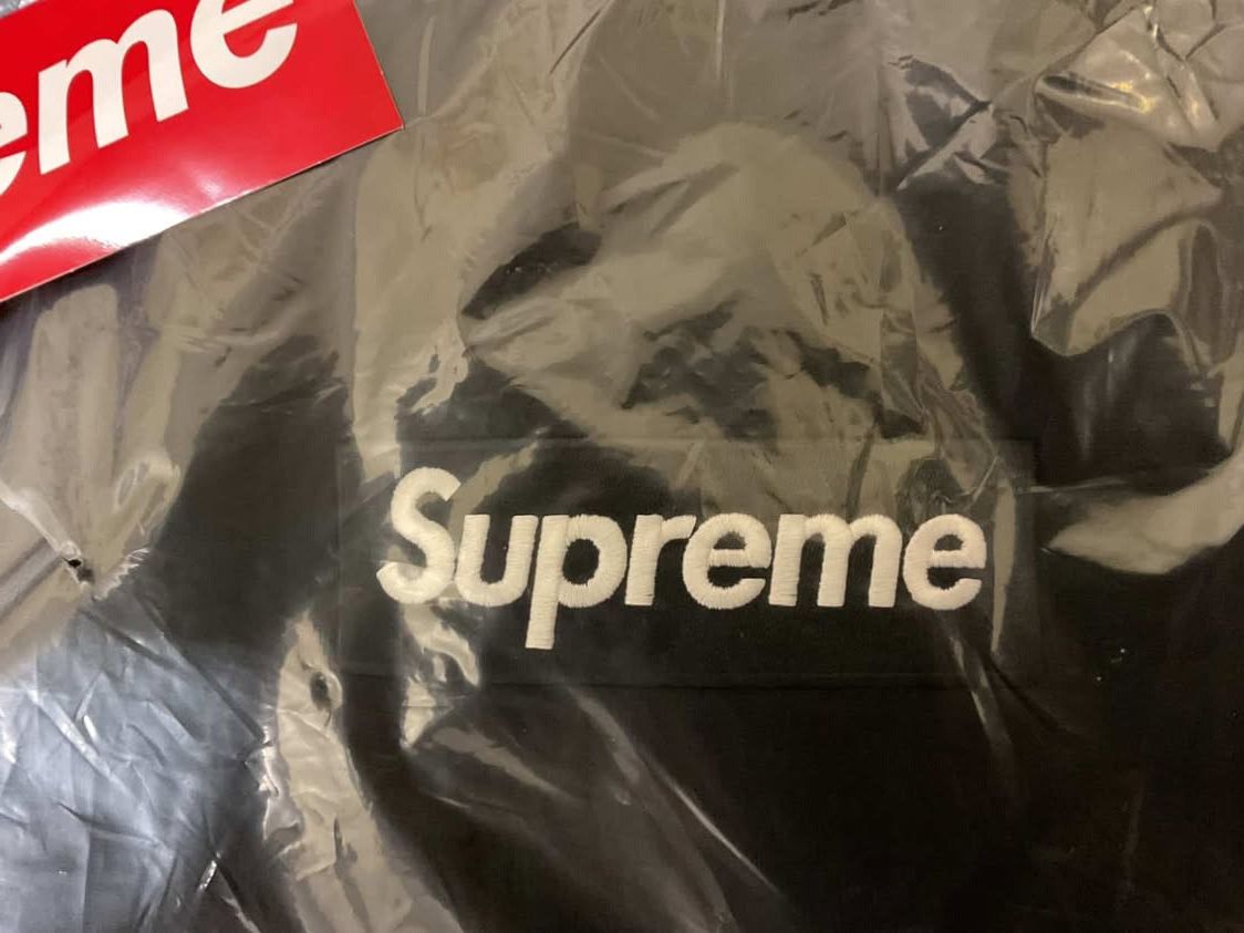 Supreme Supreme Box Logo Hoodie F/W 2025 drop Size US M / EU 48-50 / 2 - 2 Thumbnail