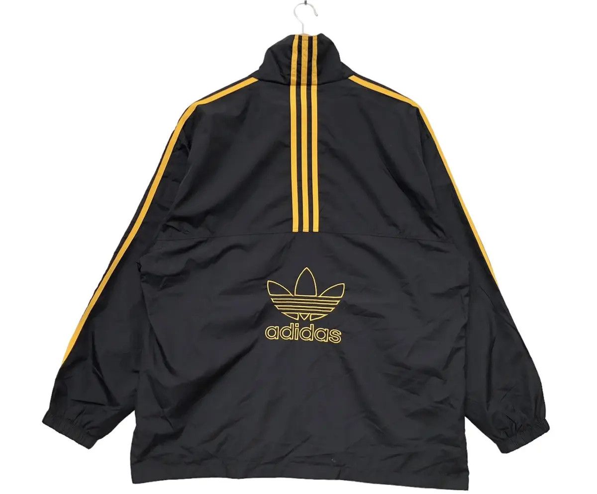 Adidas Vintage 90s Adidas Big Logo Embroidered Windbreaker Jacket Size US L / EU 52-54 / 3 - 2 Thumbnail