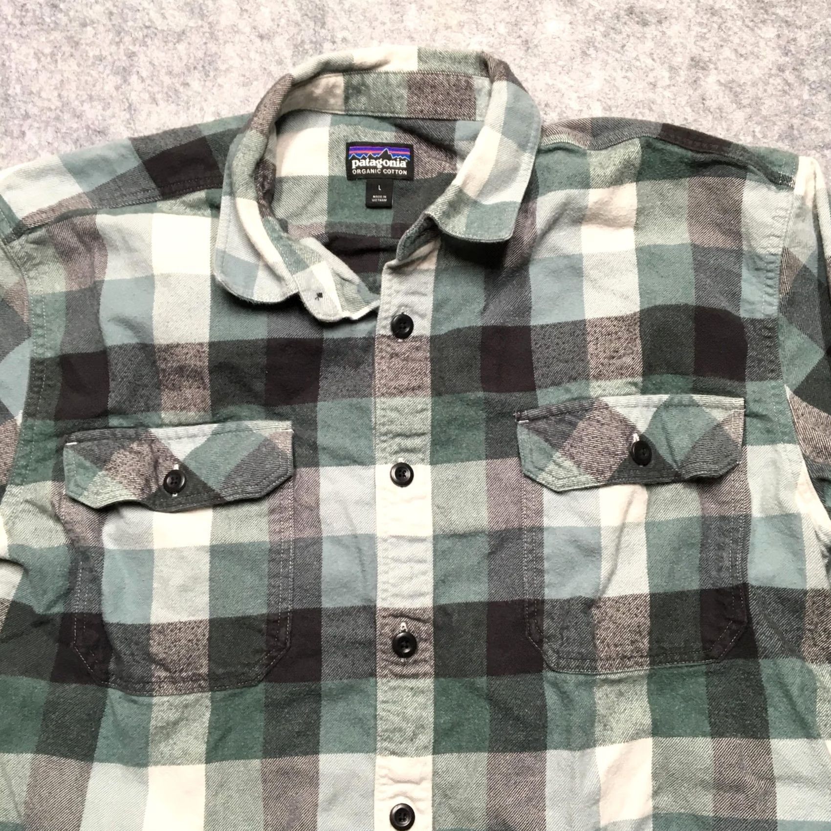 Patagonia Patagonia Shirt Mens Large L Green Plaid Organic Cotton Flannel Button-Up Pocketed Casual Size US L / EU 52-54 / 3 - 3 Thumbnail