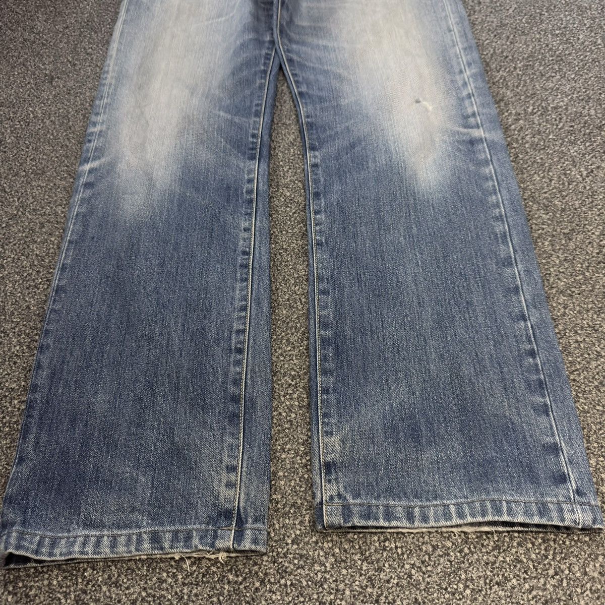Undercover × Uniqlo Archives 🇯🇵 Vintage y2k Uniqlo UJ Faded Whisker Washed Denim Size US 34 / EU 50 - 6 Thumbnail