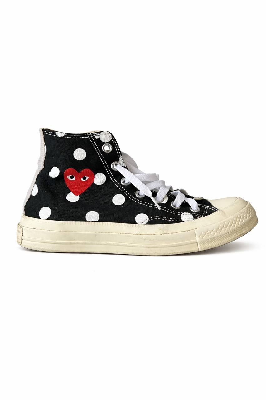 Comme des Garcons PLAY PLAY COMME DES GARCONS X CONVERSE ICONIC RED HEART SNEAKERS Size US 7.5 / IT 37.5 - 2 Thumbnail