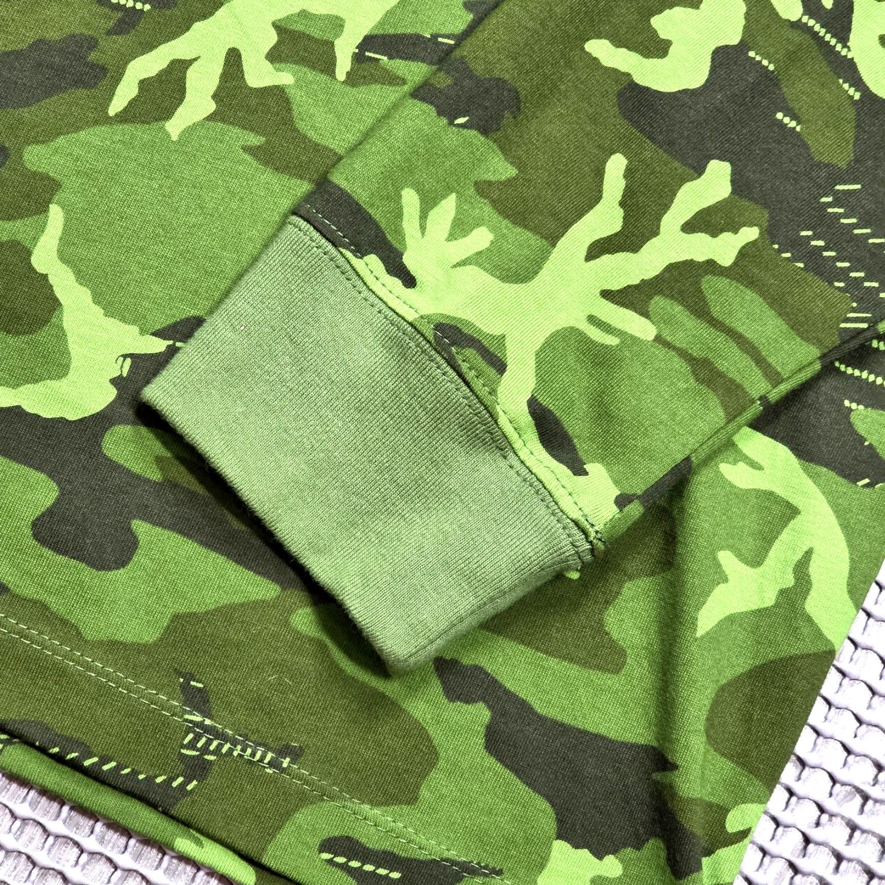 Nike VINTAGE Nike North Carolina UNC Camo Mens L Long Sleeve Tee Crew Neck Shirt Green NWT Size US L / EU 52-54 / 3 - 5 Thumbnail