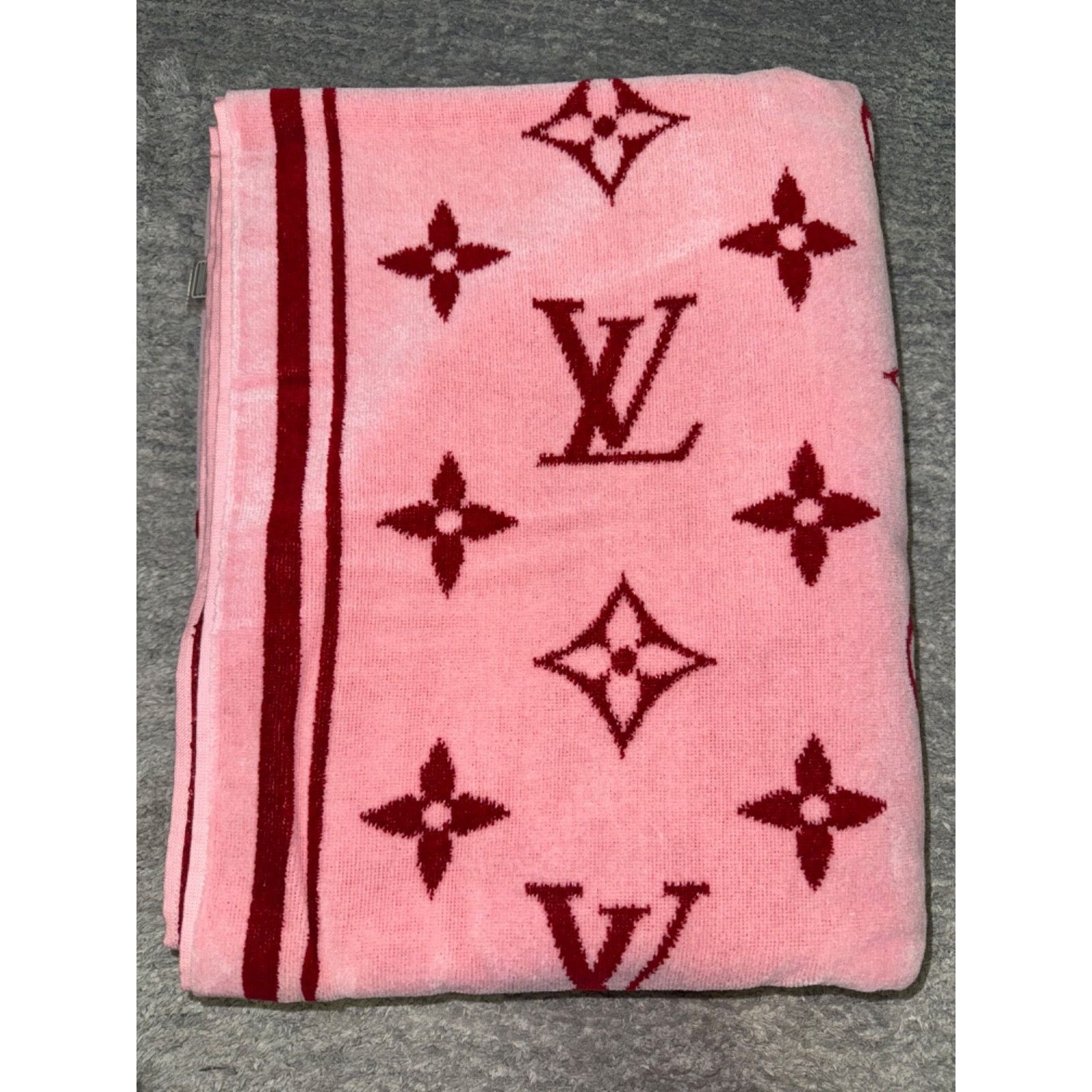 Louis Vuitton Louis Vuitton Drap Bain Pink Red Escale Bath Beach Towel Size ONE SIZE - 5 Thumbnail