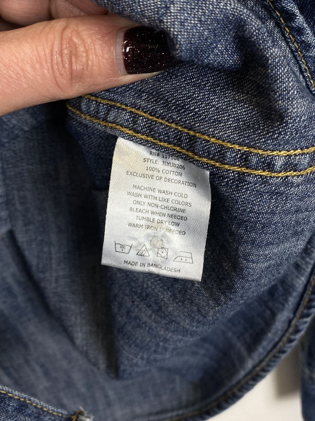 Levi's Vintage Levi’s Navy Blue Denim Shirt Buttons Western Style Size US L / EU 52-54 / 3 - 7 Thumbnail