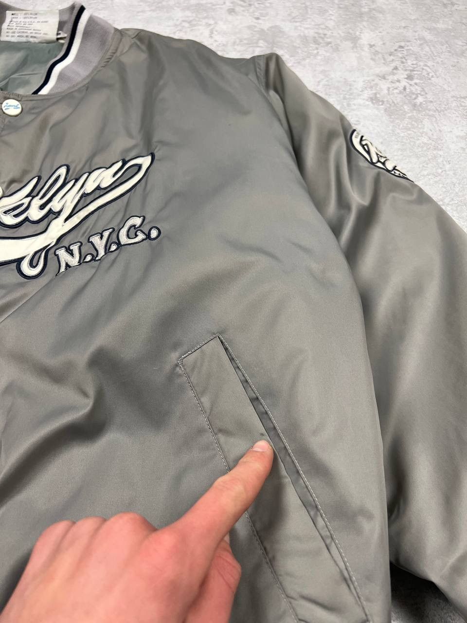 Karl Kani Vintage Karl Kani Iconic Bomber Jacket 23 Brooklyn Size US L / EU 52-54 / 3 - 16 Thumbnail
