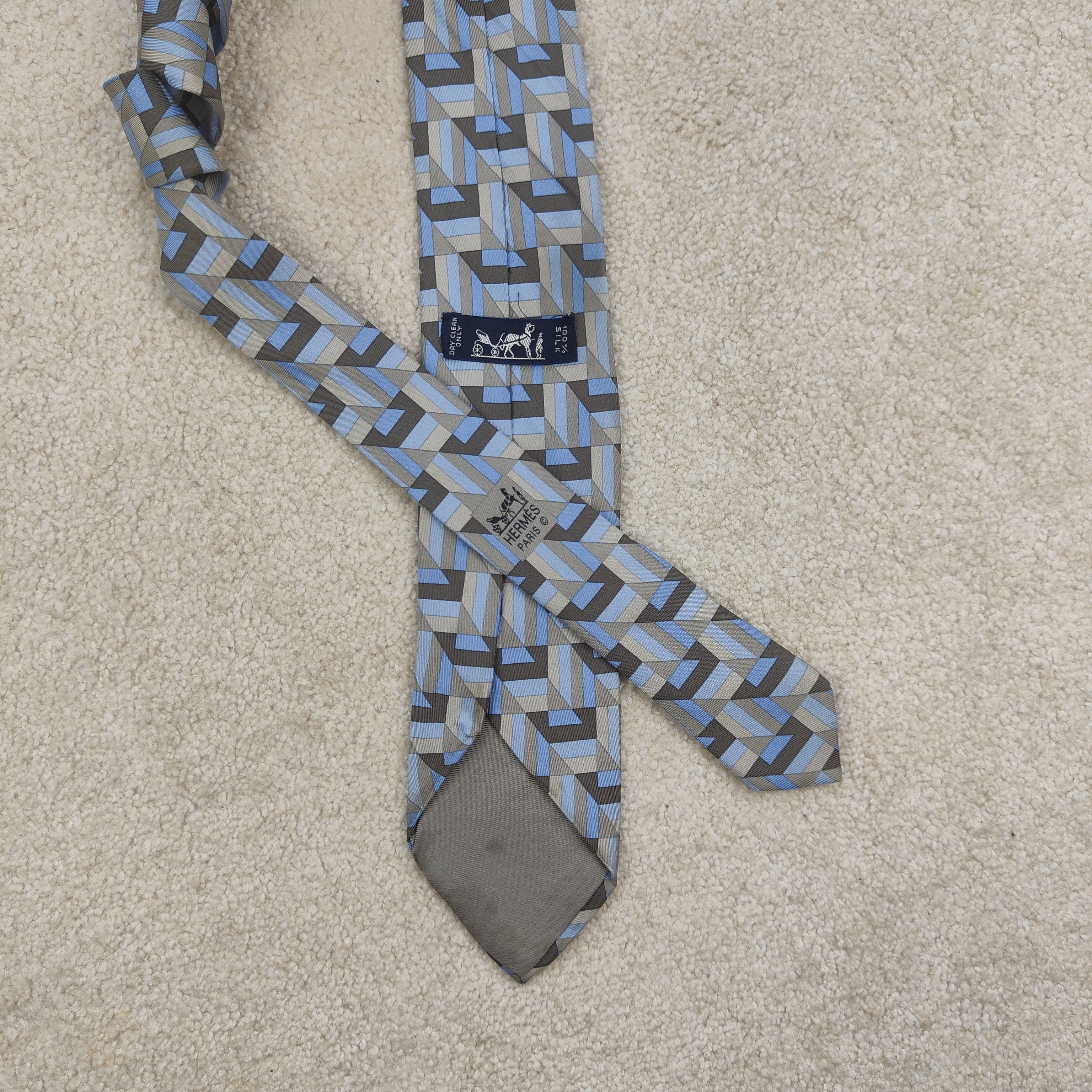 Hermes Hermes Paris Silk Tie Geometric 5310 TA Size ONE SIZE - 2 Thumbnail