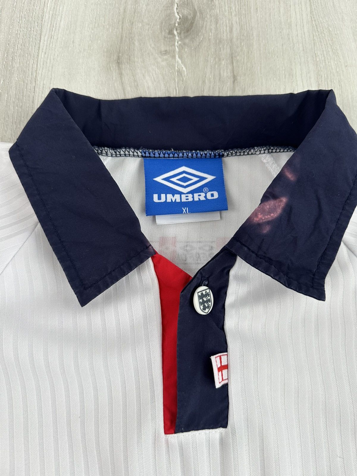 Vintage England Vintage 1998 Umbro Rare Jersey central logo Size US XL / EU 56 / 4 - 5 Thumbnail