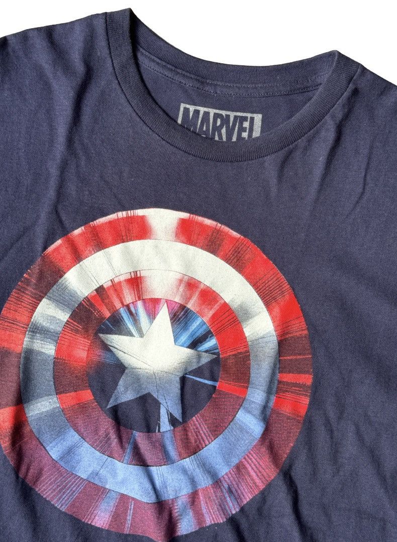 Vintage Vintage Marvel Captain America Shield Graphic T-Shirt Size US XL / EU 56 / 4 - 3 Thumbnail