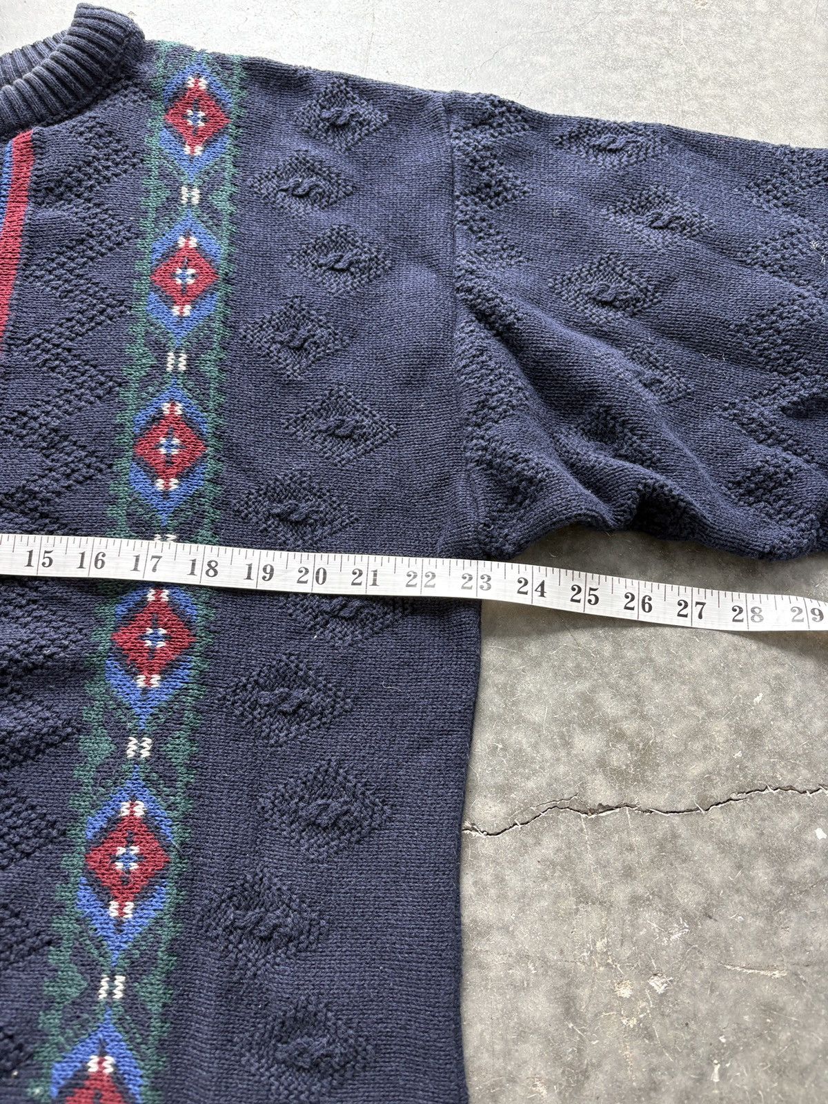 Vintage Vintage 90s Alexander Julian Aztec Sweater Cable Knit Boxy Size US L / EU 52-54 / 3 - 7 Thumbnail