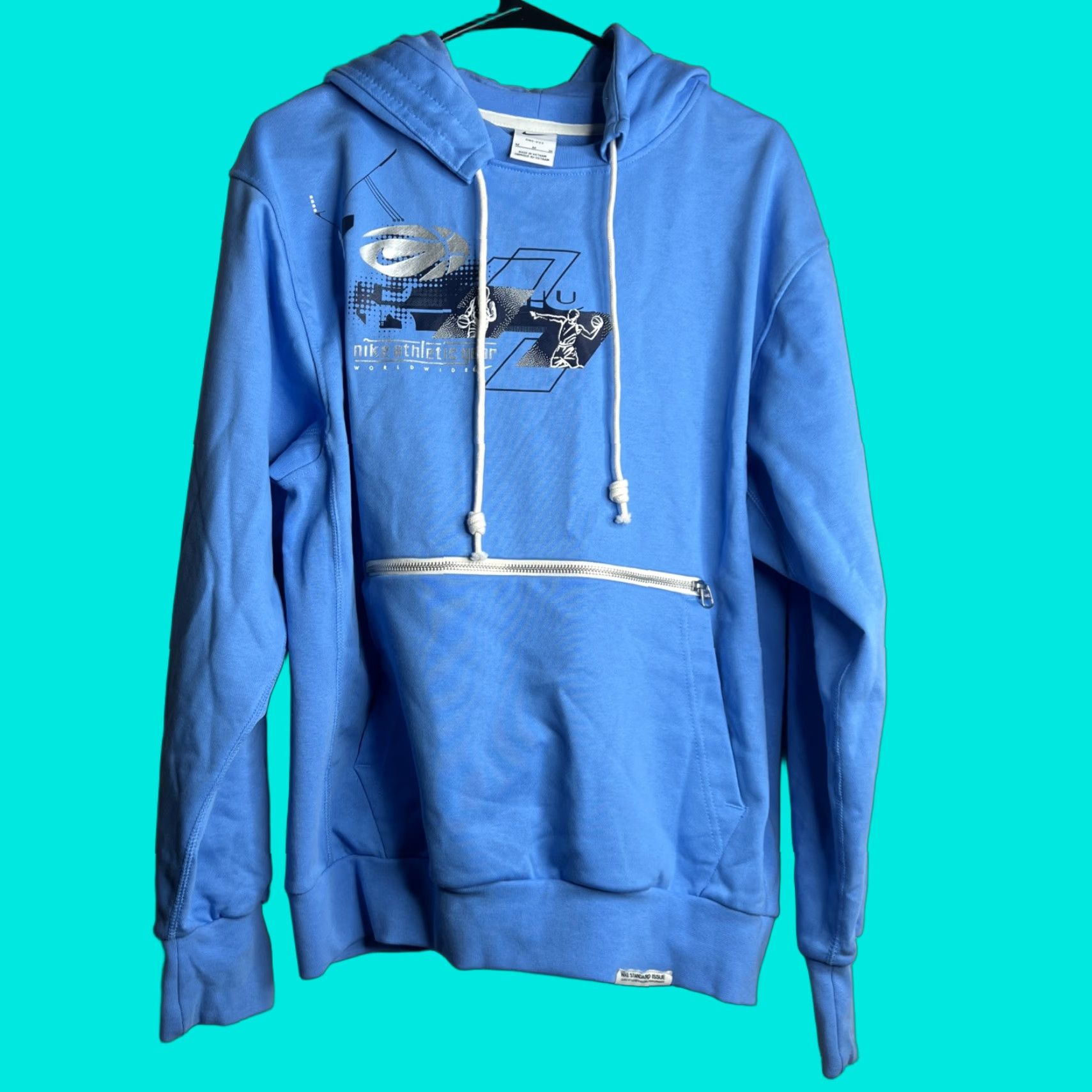 Nike VINTAGE Nike Dri-Fit Standard Issue Hoodie Men XL Blue Silver Basketball NWOT Size US XL / EU 56 / 4 - 1 Thumbnail