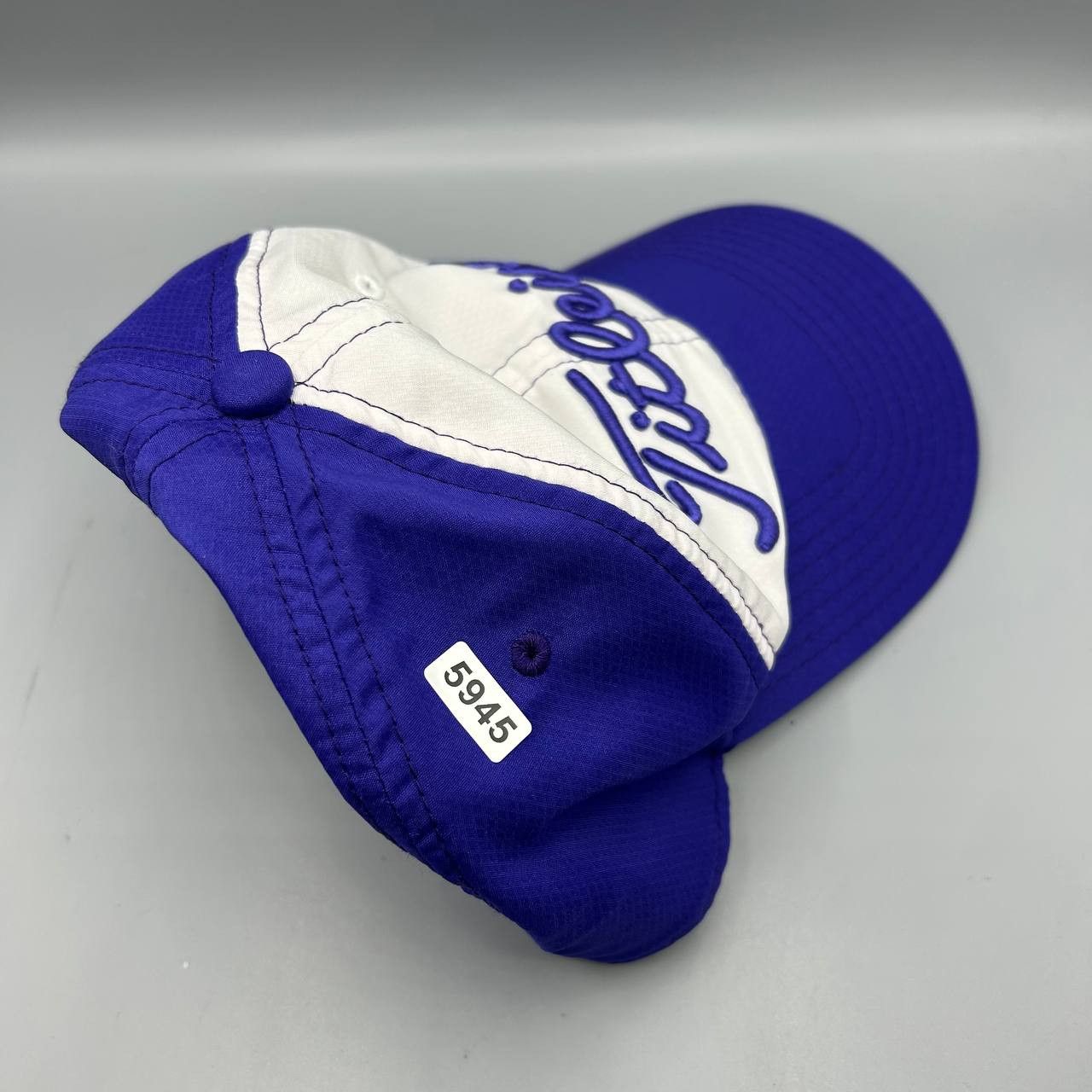 Titleist Titleist Golf Hat Men White Blue Embroidered Strap Back Cap Size ONE SIZE - 9 Thumbnail