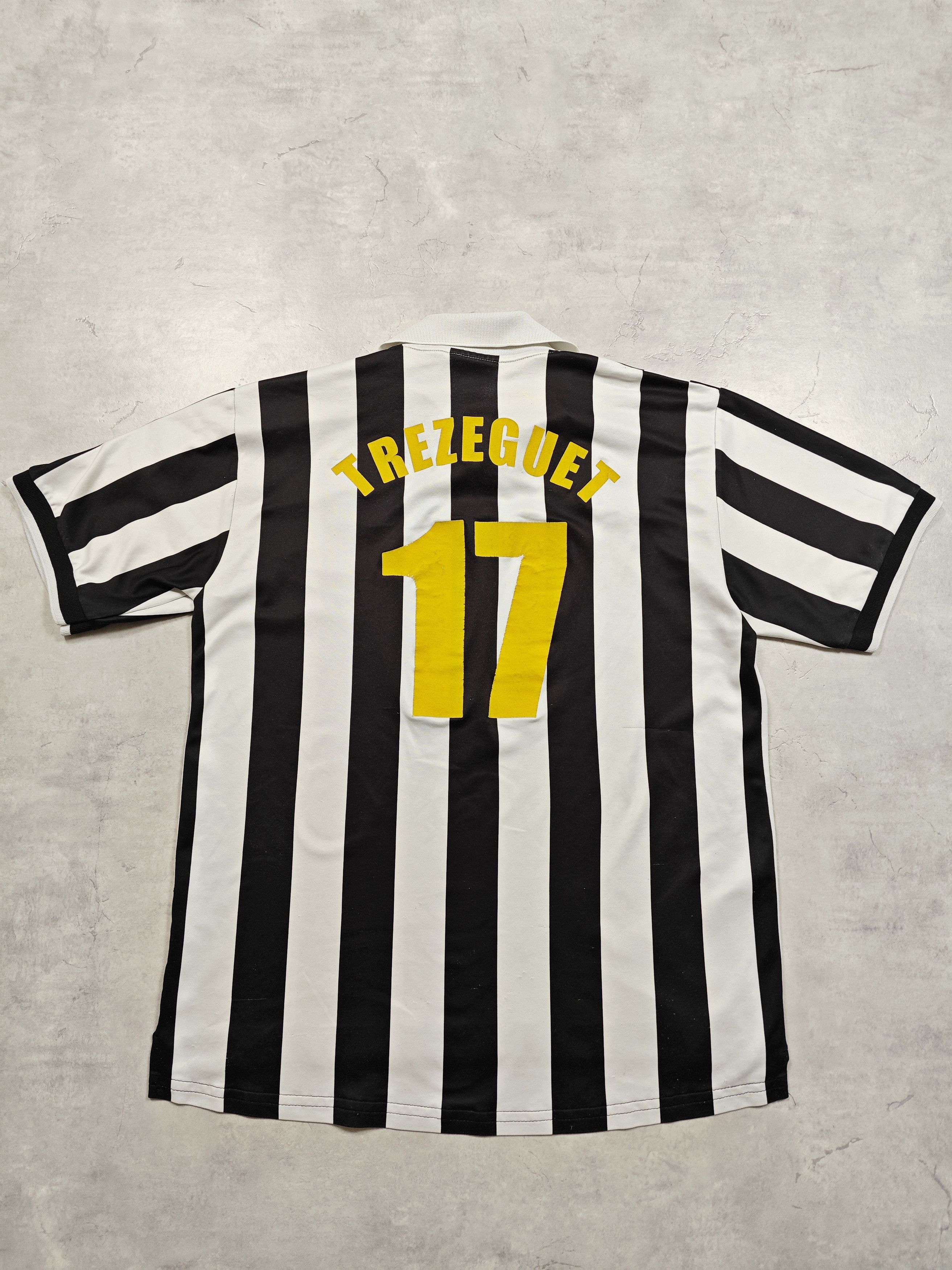 Kappa Kappa Juventus 1998 TREZEGUET 17 Size US L / EU 52-54 / 3 - 8 Thumbnail