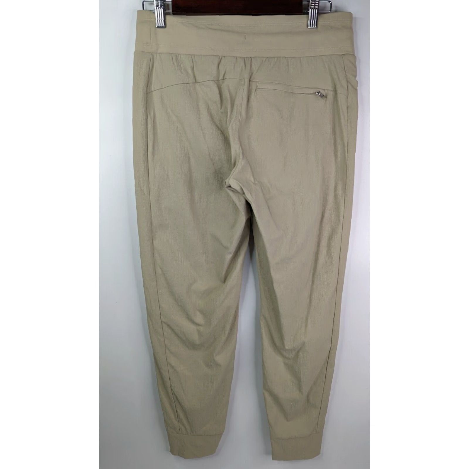 Athleta Athleta Jogger Pants Womens 6 Beige Nylon Spandex Trekkie Outdoor Hiking Ripstop Pockets 405726 Size 28" / US 6 / IT 42 - 4 Thumbnail