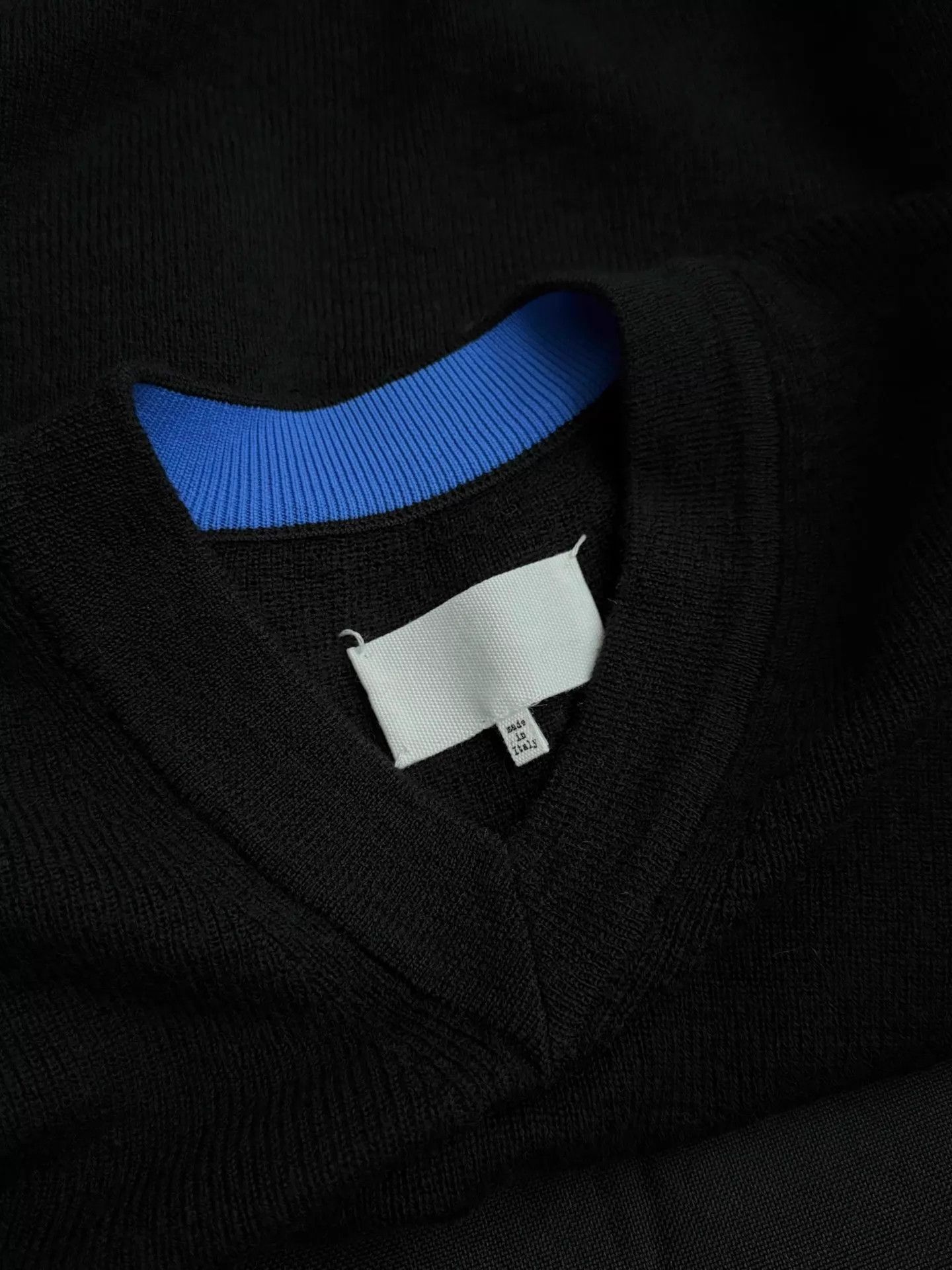 Maison Margiela Maison Margiela FW18 Colorblocked Wool LS Top Women's S Size S / US 4 / IT 40 - 7 Thumbnail