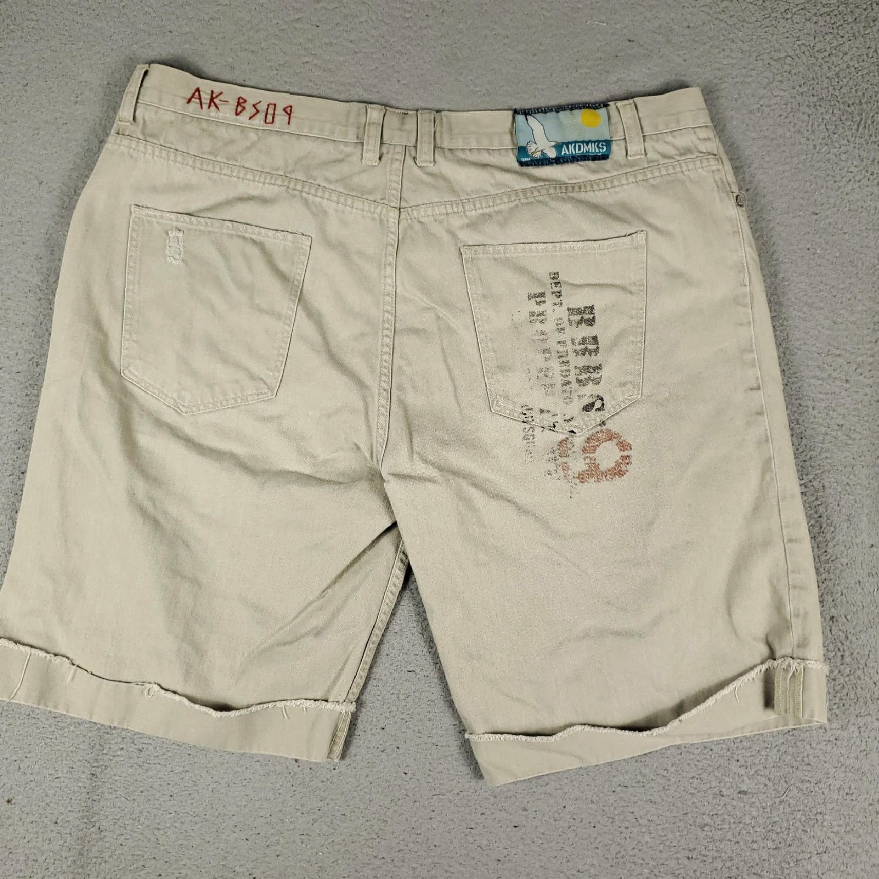 Akademiks Akademiks Mens Chino Shorts 44 Big & Tall Khaki Relaxed Fit Distressed Frayed Hem Streetwear Size US 44 / EU 60 - 7 Thumbnail