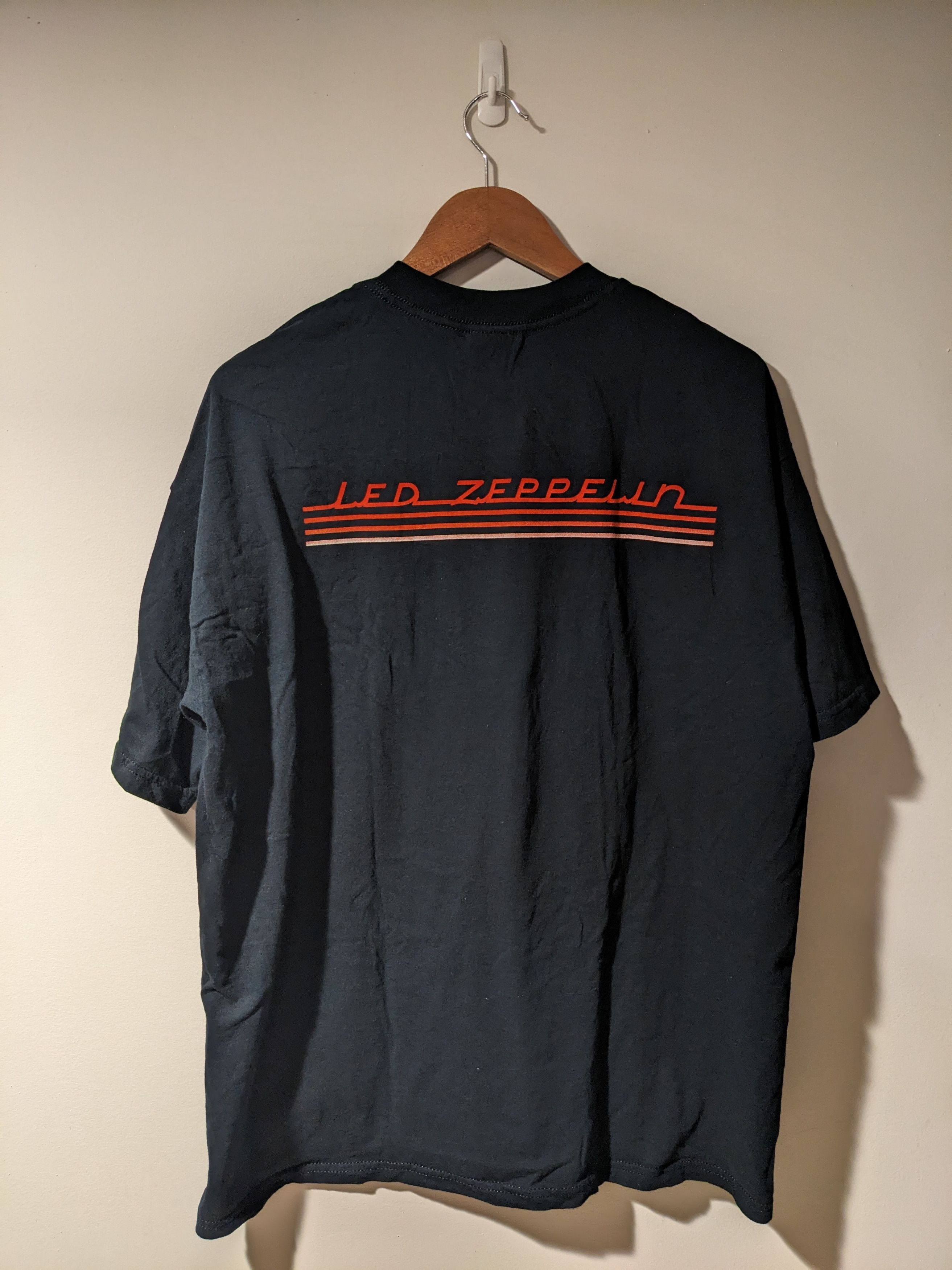 Band Tees × Led Zeppelin × Vintage Vintage 2004 Led Zeppelin Oakland Stadium Tour T-Shirt Size US XL / EU 56 / 4 - 5 Thumbnail