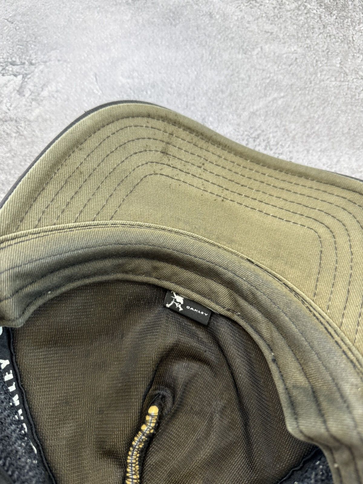 Oakley Vintage Oakley Cap Black Neon Green Hat Logo Y2K Streetwear Size ONE SIZE - 11 Thumbnail