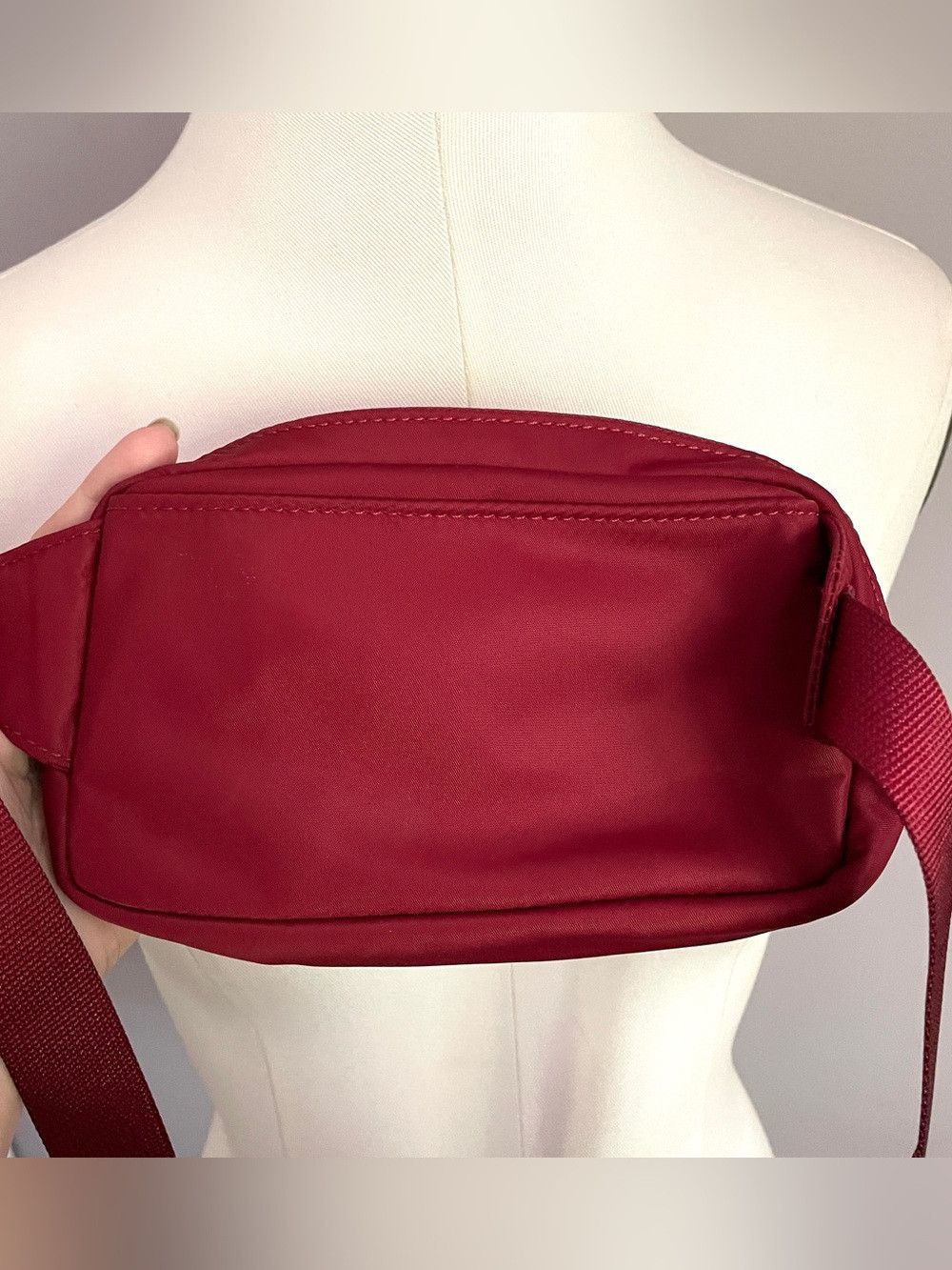 Lululemon Lululemon Team Canada Future Legacy Mini Belt Bag 🇨🇦 Size ONE SIZE - 8 Thumbnail