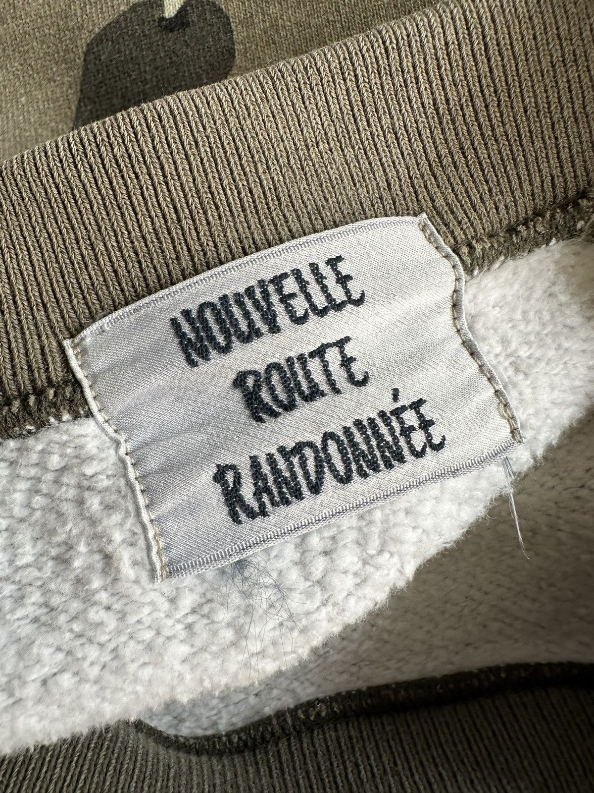 20471120 2000's Nouvelle Route Randonnee camo sweatshirt Size US M / EU 48-50 / 2 - 13 Thumbnail