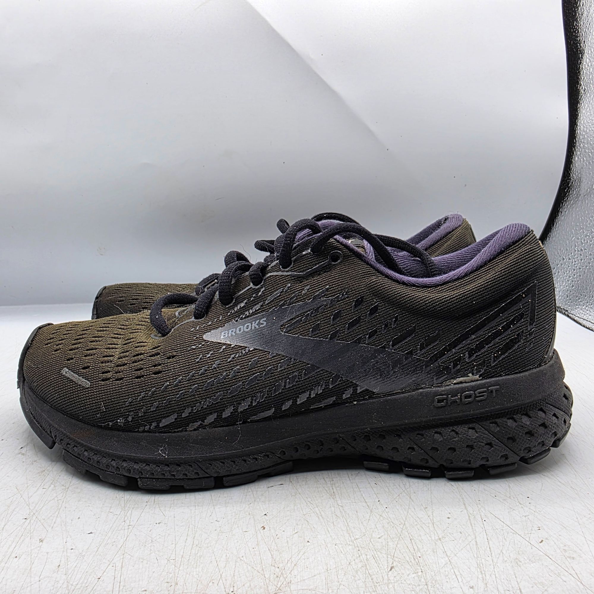 Brooks Brooks Ghost 13 Womens Size 6 Black Purple Athletic Shoes Wa Size US 6 / IT 36 - 14 Thumbnail