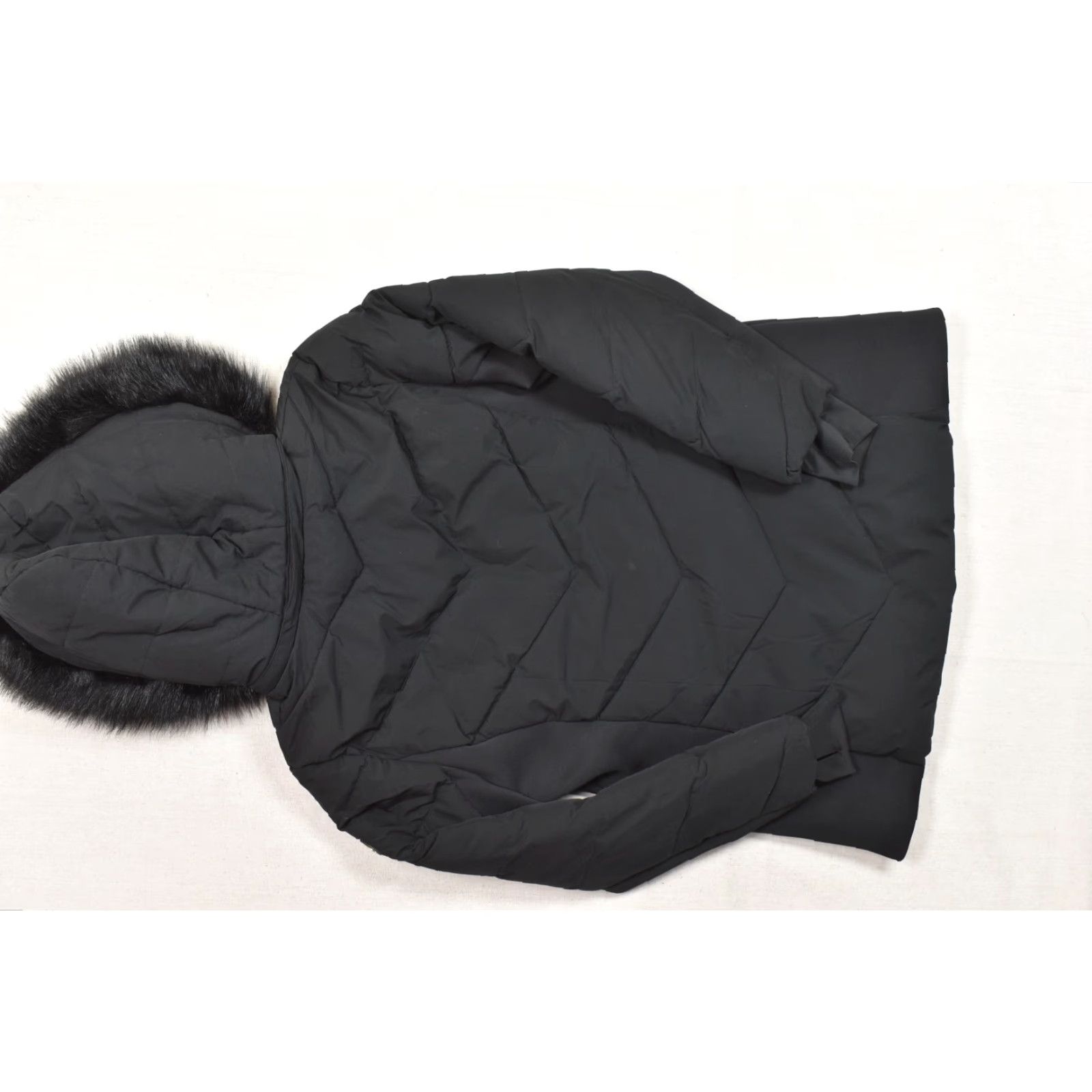 Michael Kors Michael Kors Women's Large Black Quilted Puffer Jacket Hooded Faux Fur Gold Hardware Size L / US 10 / IT 46 - 8 Thumbnail