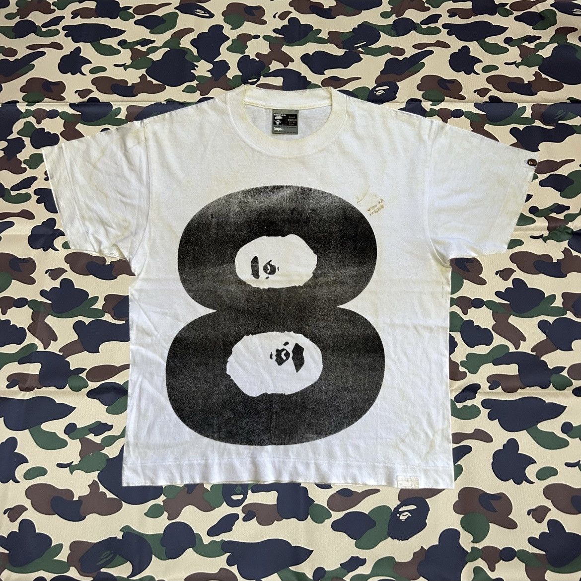 Bape Bape Exclusive Handprint 8 Tee Size US M / EU 48-50 / 2 - 1 Thumbnail