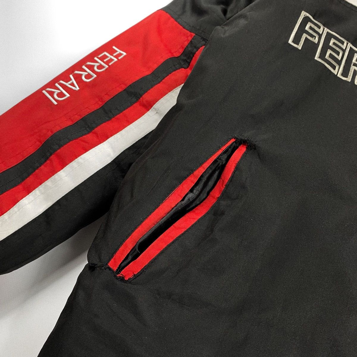 Ferrari Ferrari Marlboro Hood Jacket Vintage Size US M / EU 48-50 / 2 - 5 Thumbnail