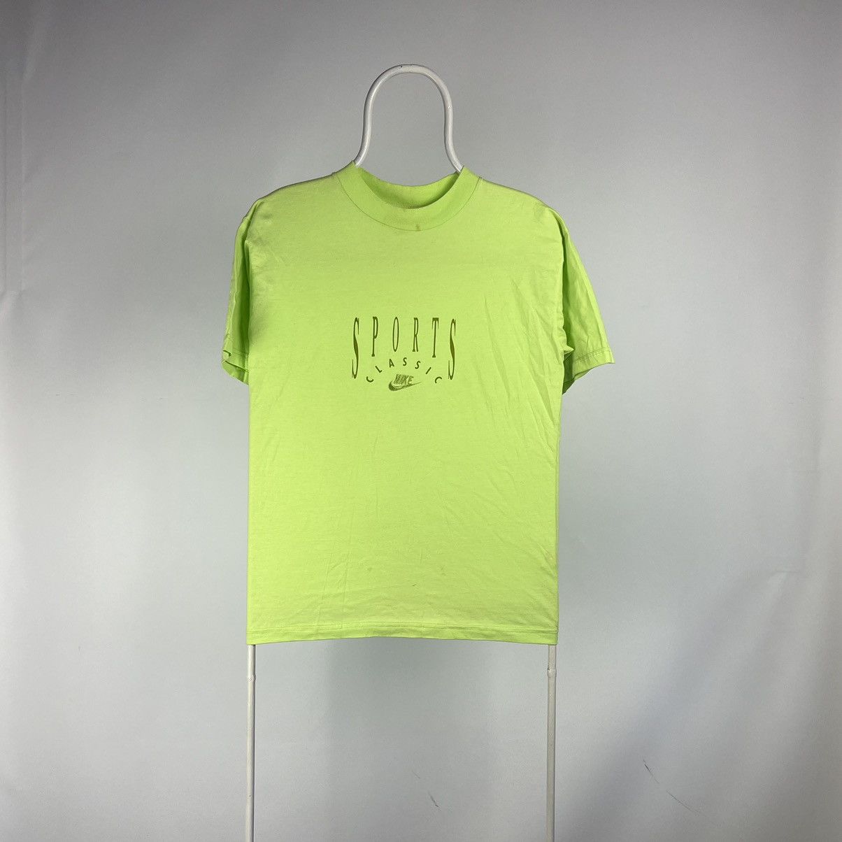 Nike Vintage Nike sports classic Tshirt 90s size Small Size US S / EU 44-46 / 1 - 1 Thumbnail