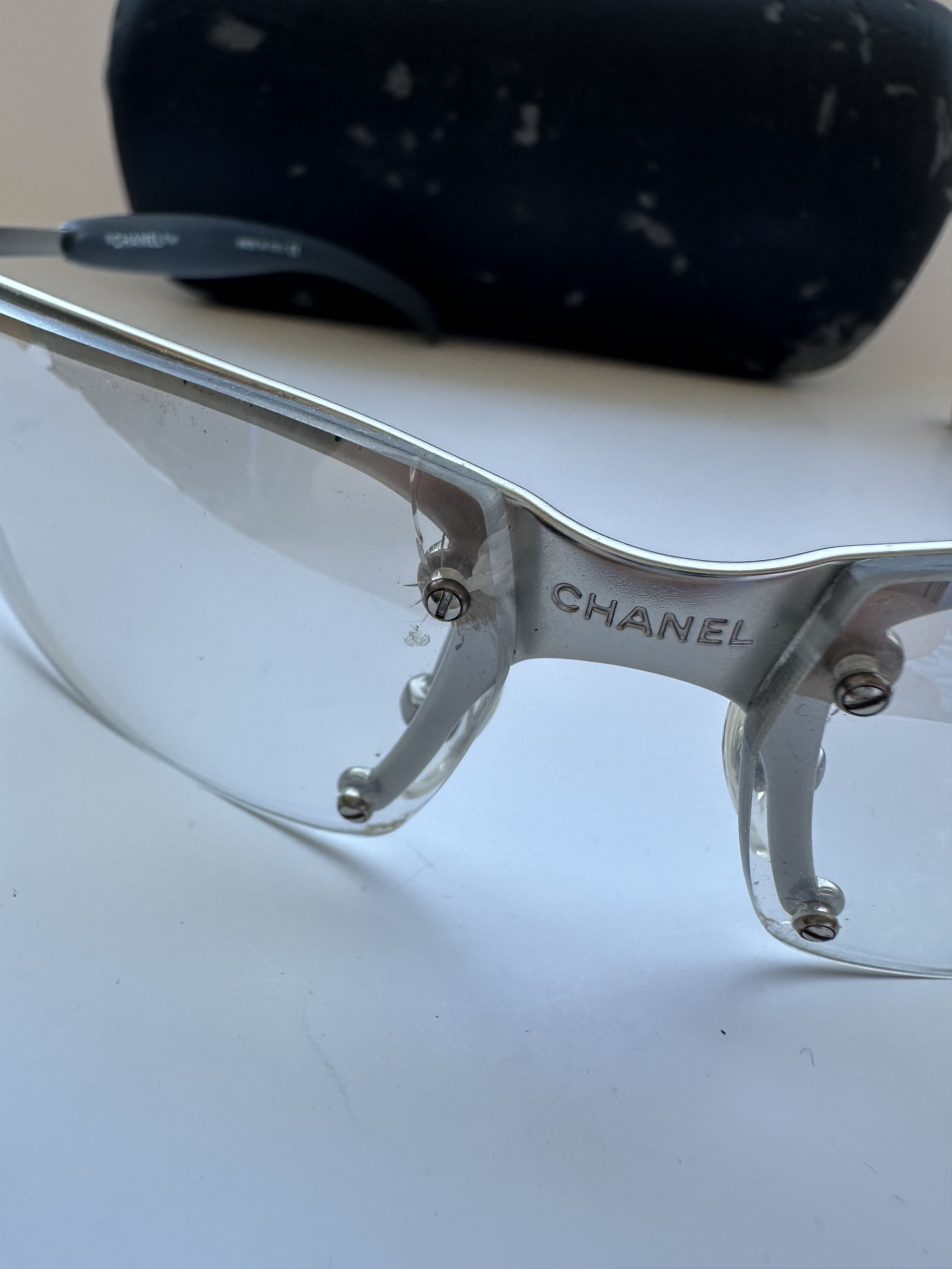 Chanel Chanel 4010 Silver Rimless Sunglasses Vintage Size ONE SIZE - 7 Thumbnail