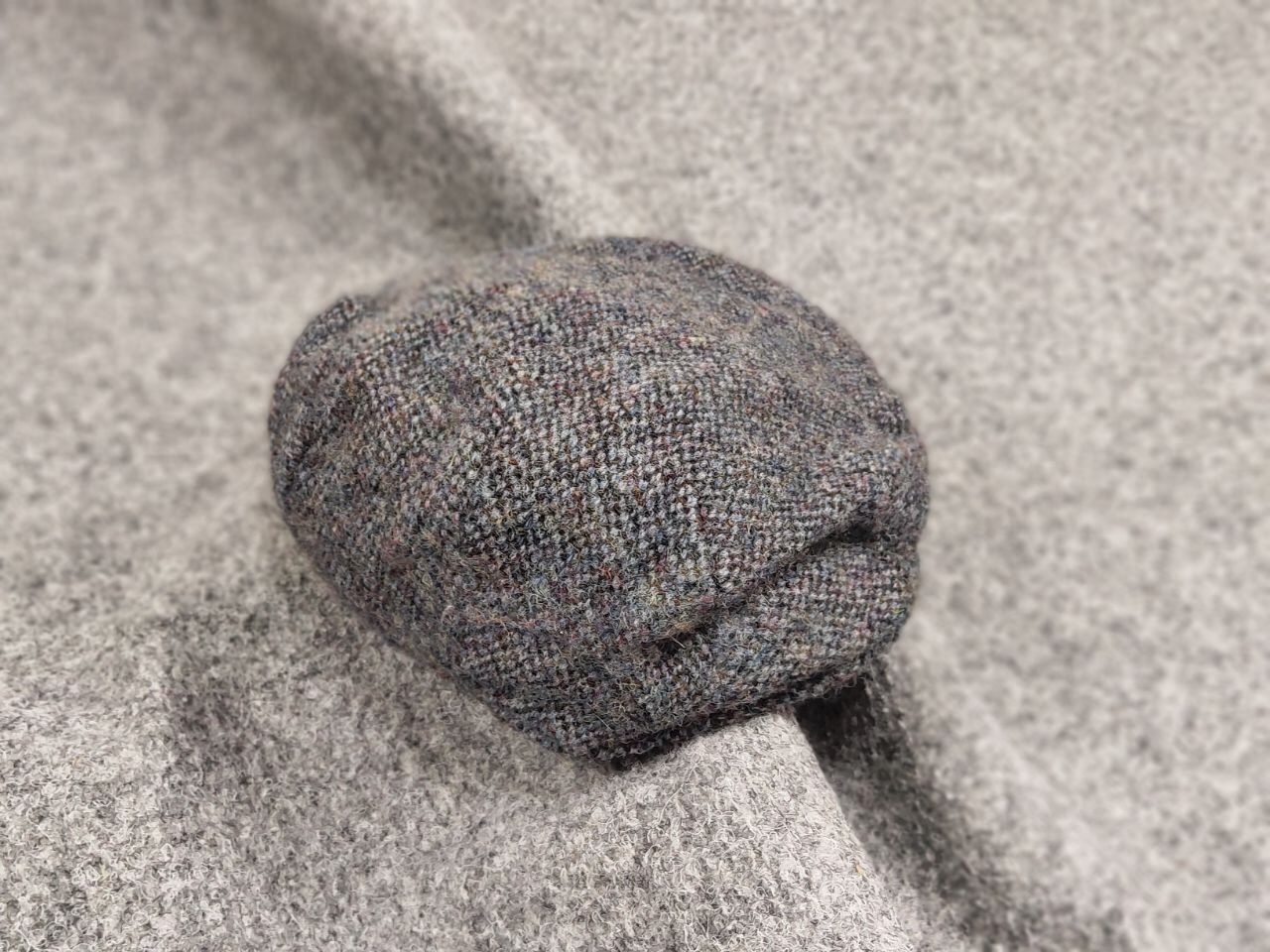 Harris Tweed Vintage Harris Tweed Gray Plaid Wool Flat Hat Size ONE SIZE - 4 Thumbnail
