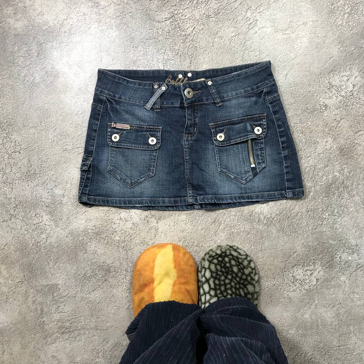 Vintage Y2K Mini Skirt Vintage Japan Distressed Streetwear Slim 28 Size 28" / US 6 / IT 42 - 1 Thumbnail