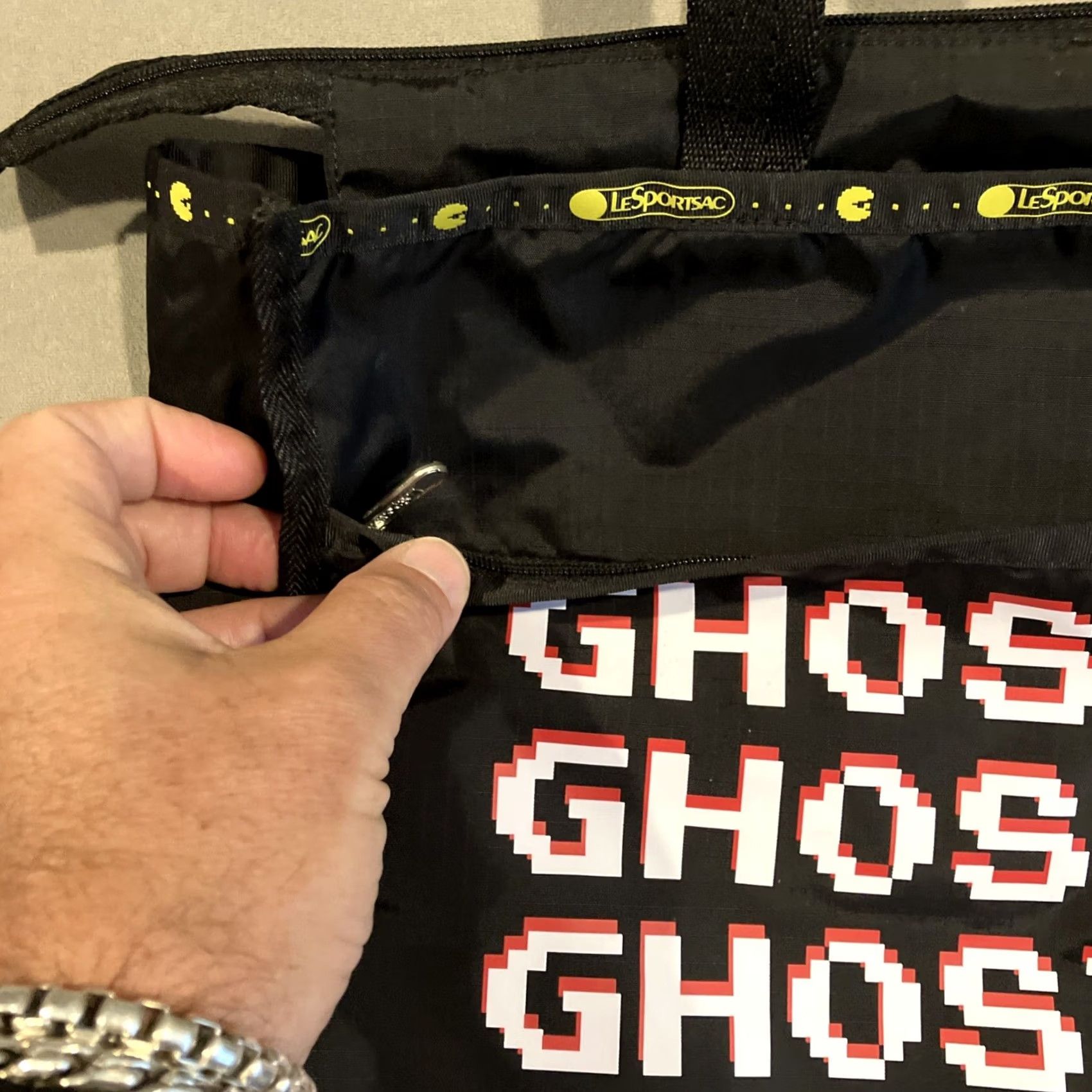 LeSportsac LeSportsac Pac-Man GHOSTED Large Black Tote Bag Nylon Unisex Adults Tote Size ONE SIZE - 4 Thumbnail