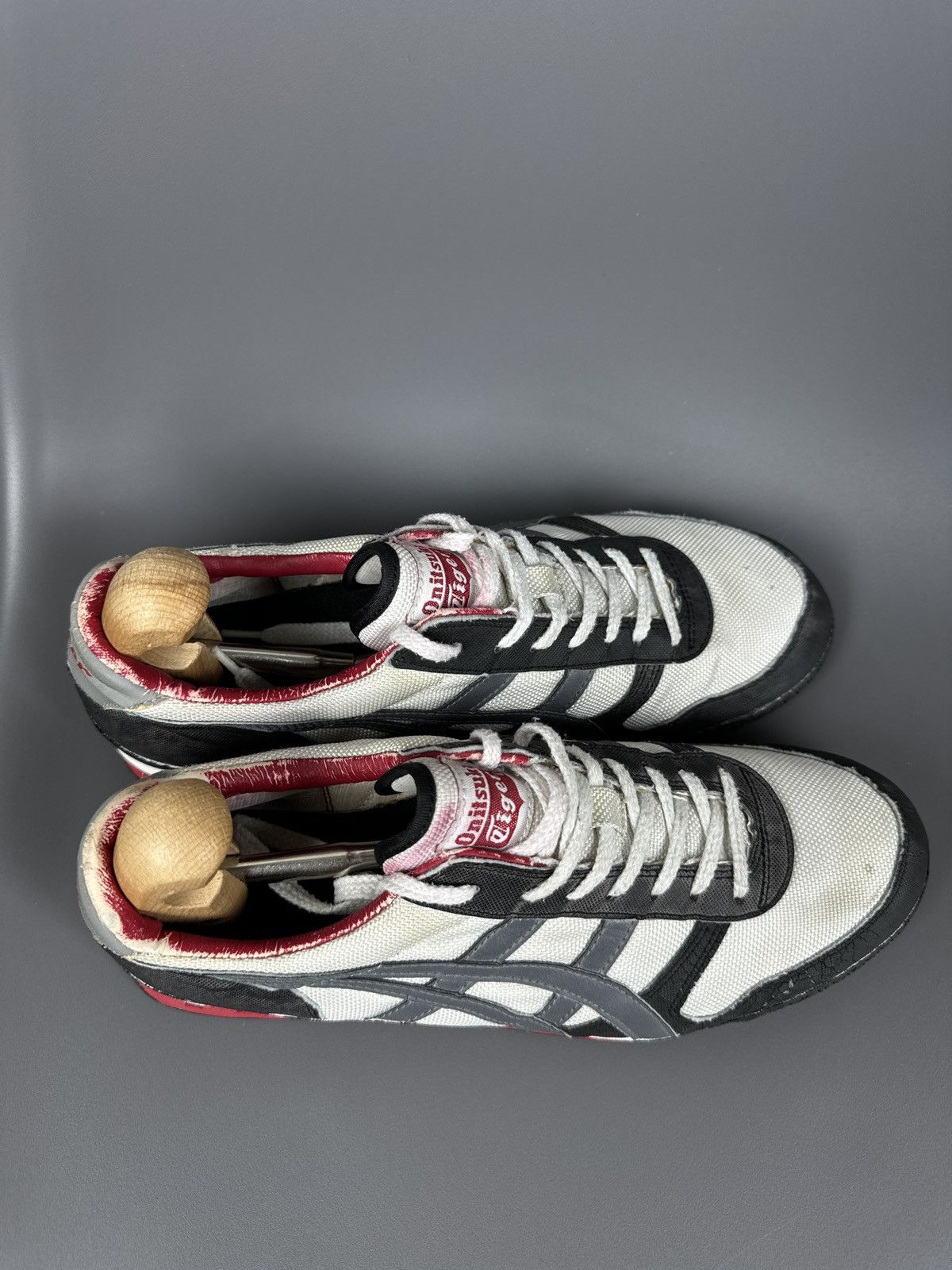 Asics × Vintage Mens Vintage ASICS onitsuka tiger low top sneakers rare y2k Size US 9 / EU 42 - 12 Thumbnail