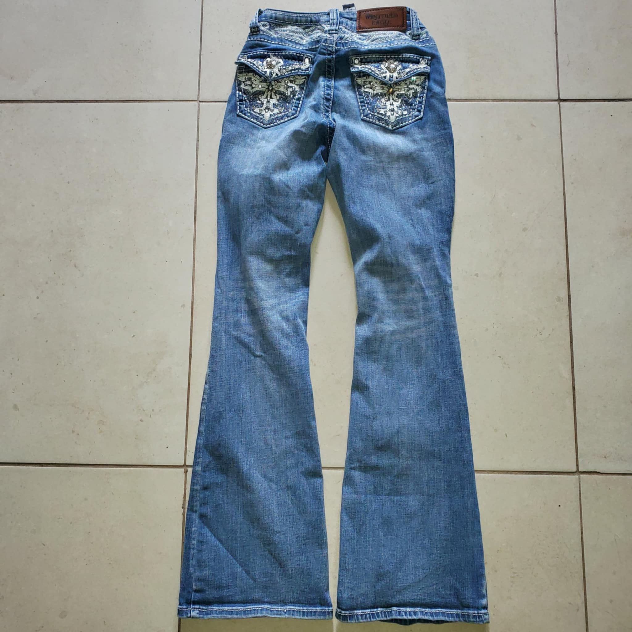 Rock Revival Westfield Eagle Jeans Blue Flared Mid Rise Rhinestones Size 24" / US 00 / IT 34 - 5 Thumbnail