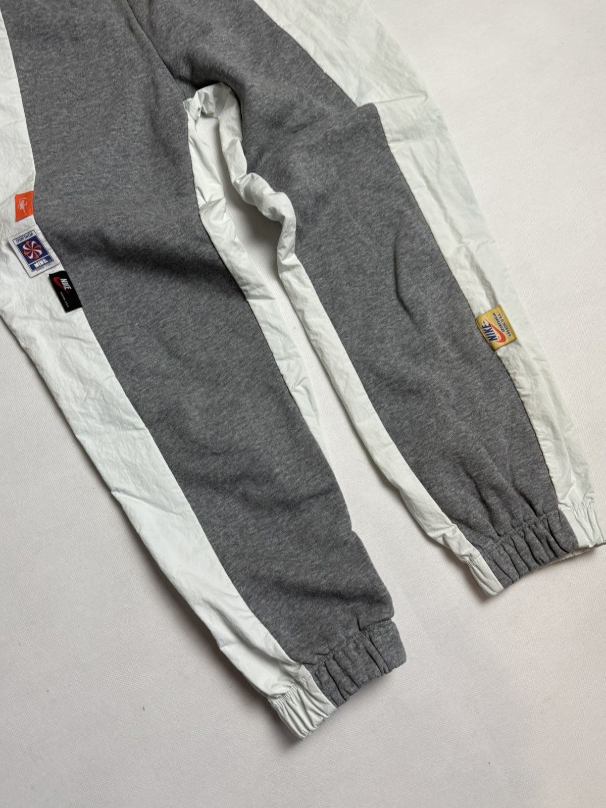 Nike Nike Sportswear Icon Clash Fleece Pants CJ2048 091 Size US 34 / EU 50 - 4 Thumbnail