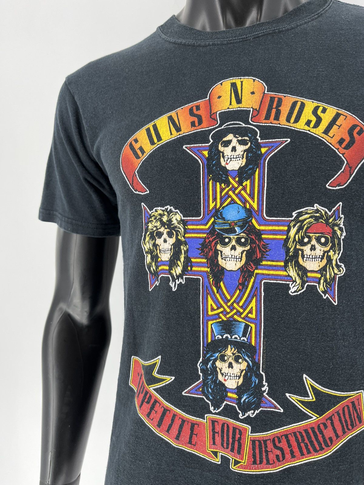 Guns N' Roses Vintage Y2K Guns And Roses tee Band Rock Metal streetwear Size US S / EU 44-46 / 1 - 6 Thumbnail