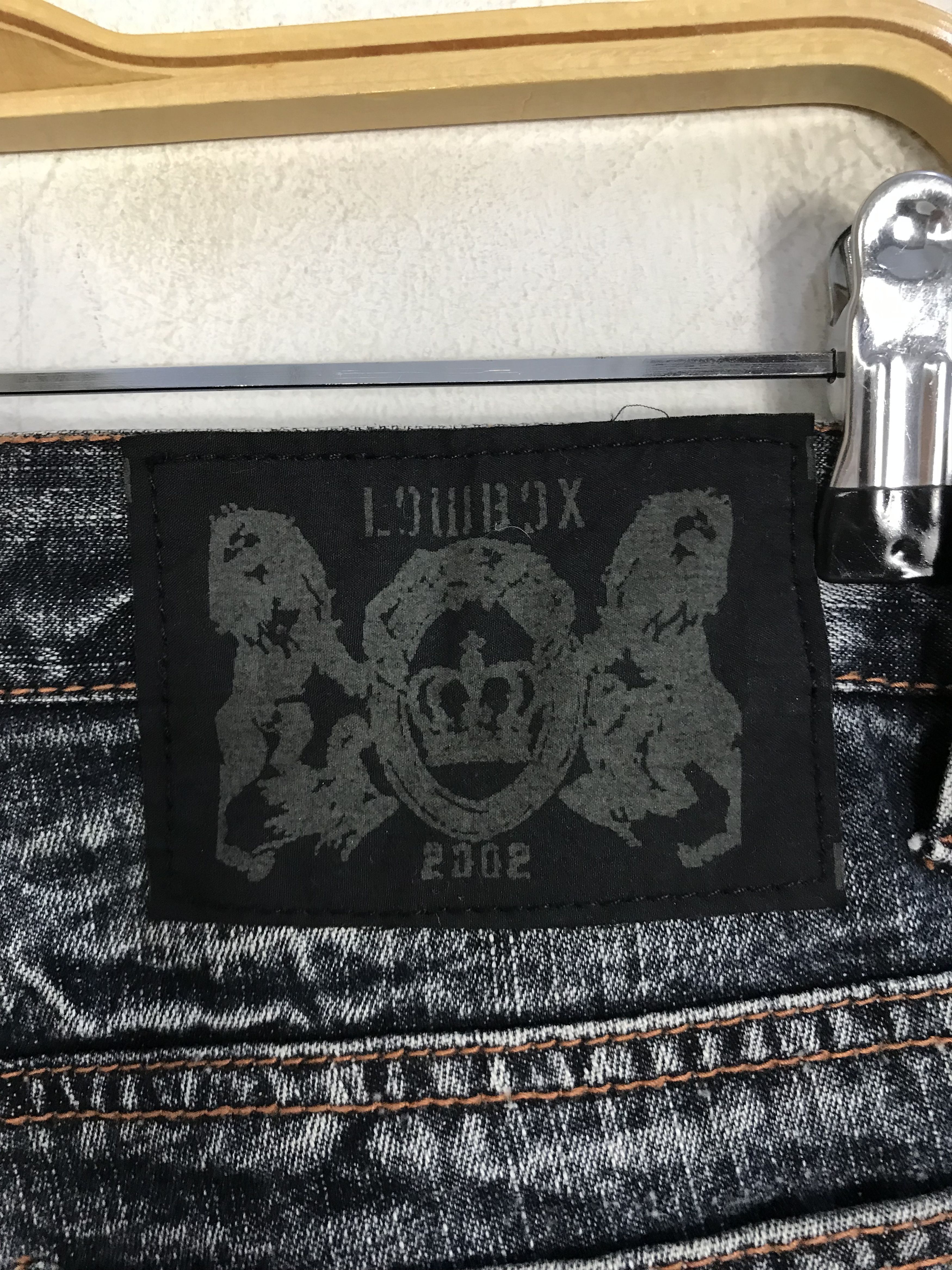 Japanese Brand × LOWBOX Vintage Japanese Brand Lowbox Light Wash Denim Design Size US 32 / EU 48 - 12 Thumbnail