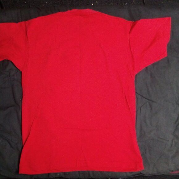 Vintage Vintage 90s Texas Chic Chili Peppers T-Shirt Size US L / EU 52-54 / 3 - 5 Thumbnail