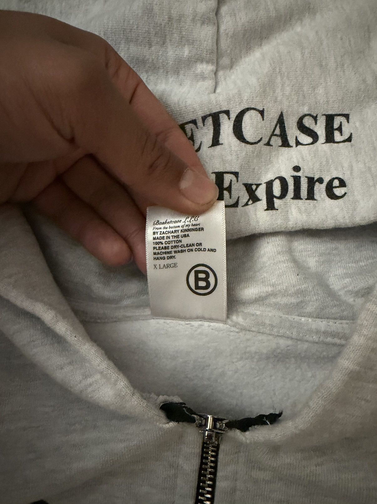 basketcase gallery Basketcase Gallery Born To Expire zip-up hoodie Size US XL / EU 56 / 4 - 4 Thumbnail